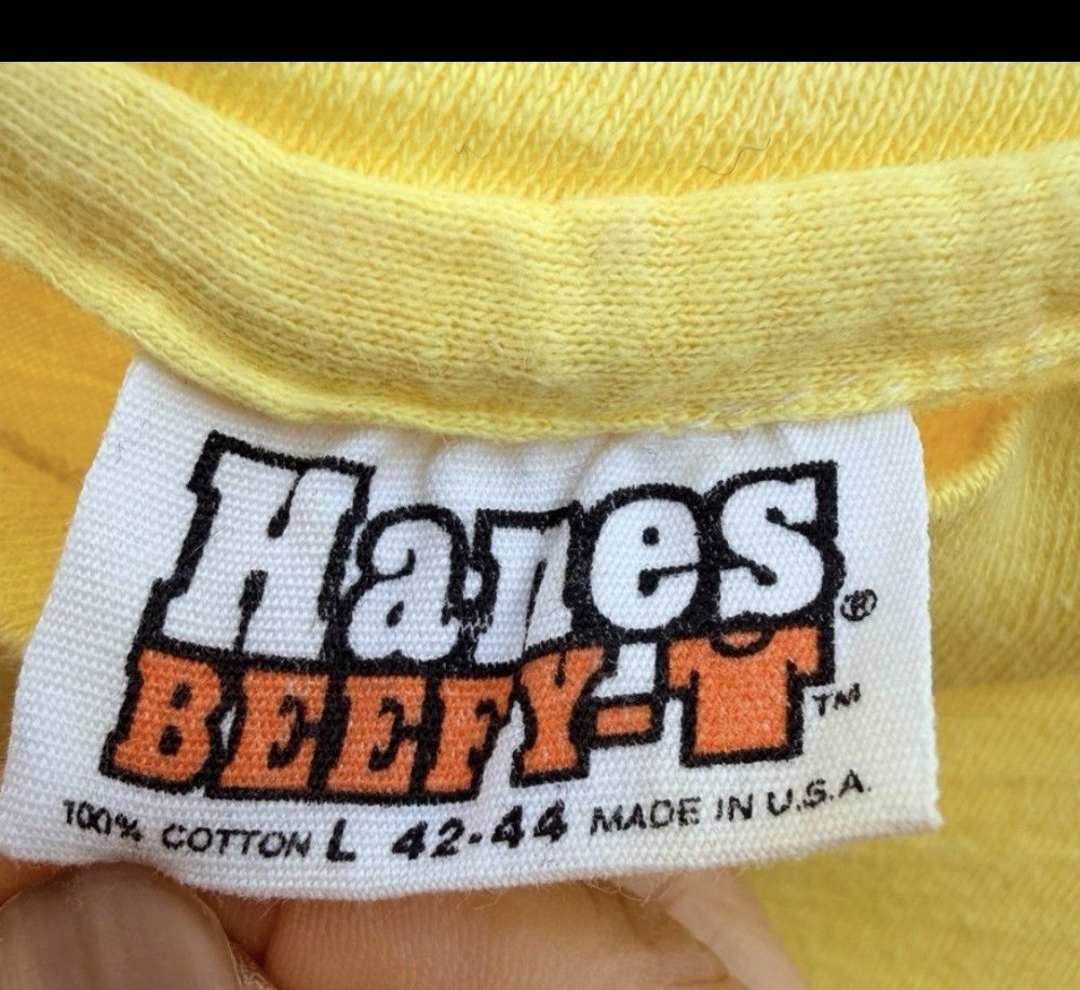 Hanes Vtg KNBR 68 Bathtub Regatta Tee L Yellow Graphic Shirt Y2K Size US L / EU 52-54 / 3 - 10 Thumbnail