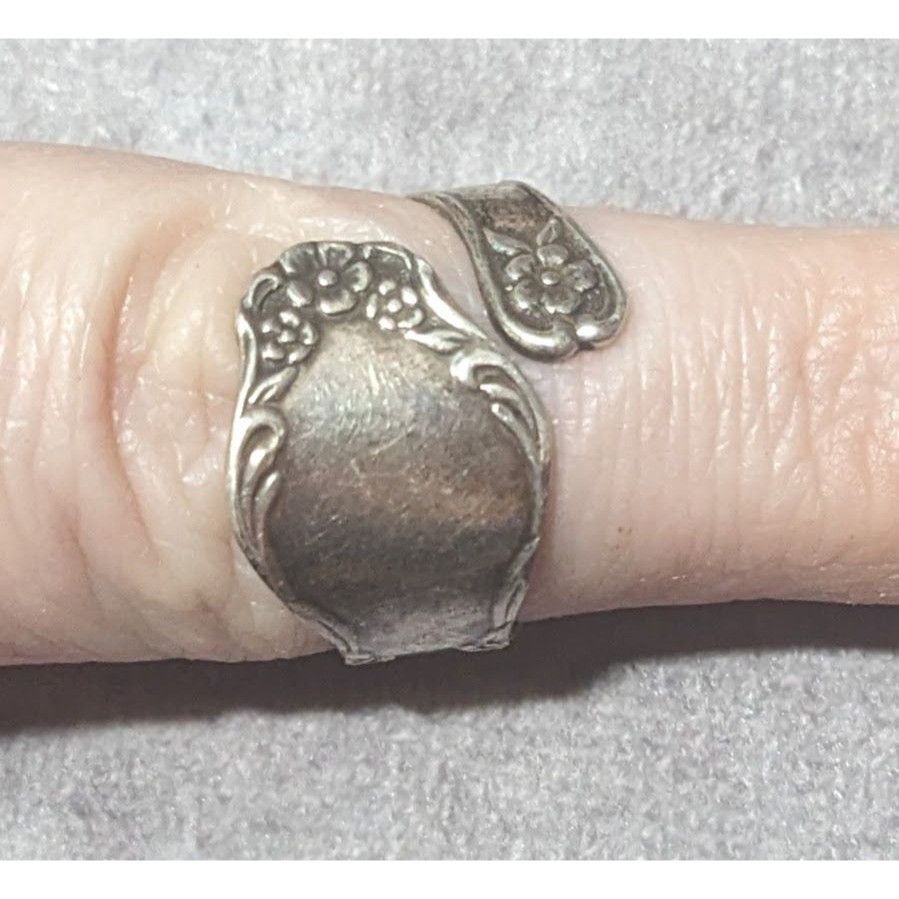Other Vintage Sarah Coventry Silver Tone Spoon Wrap Ring Size 6 3/ Size ONE SIZE - 12 Thumbnail