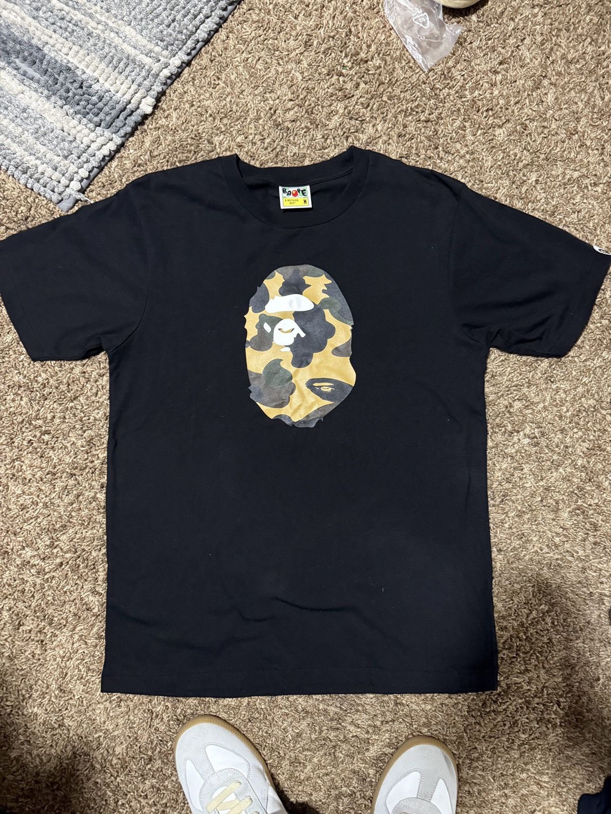 Bape Bape Yellow Camo Logo Tee Size US M / EU 48-50 / 2 - 1 Thumbnail