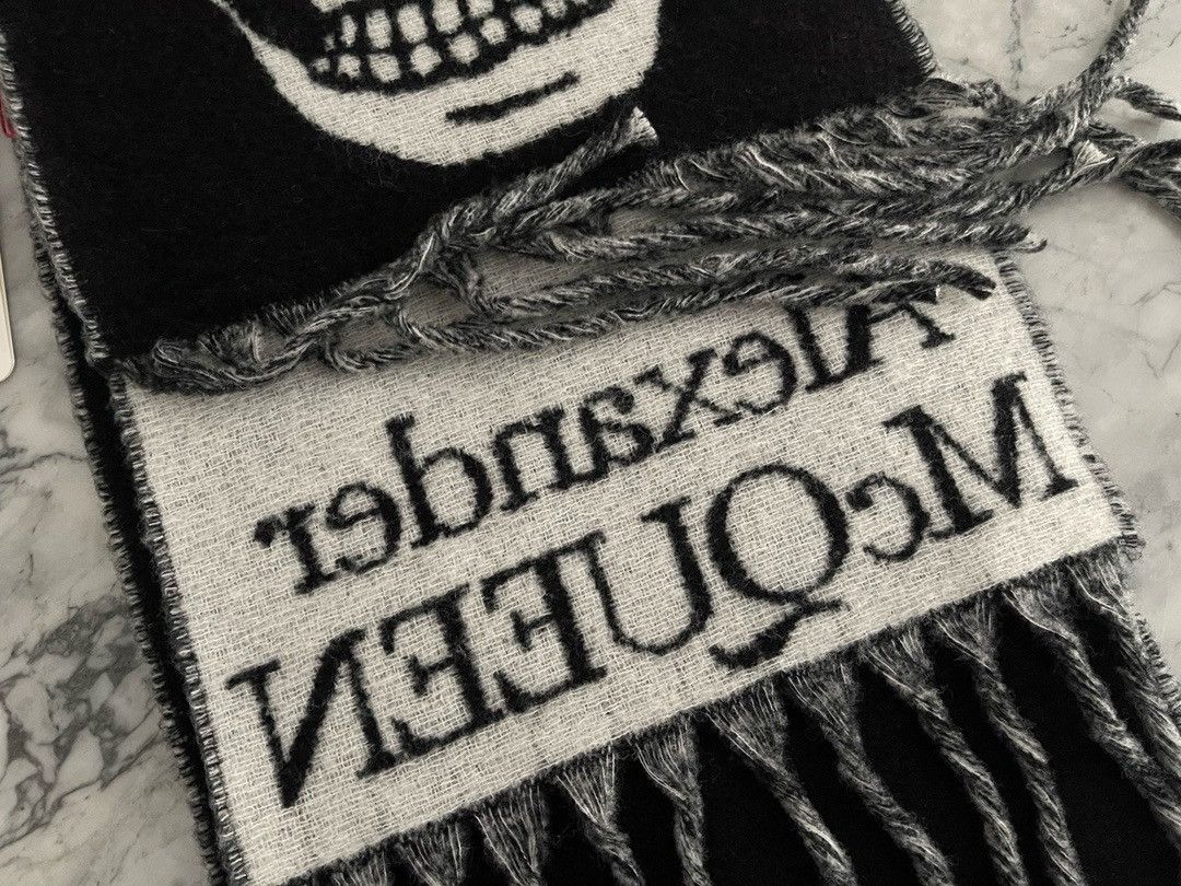 Alexander McQueen Alexander McQueen skull scarf Size ONE SIZE - 5 Thumbnail