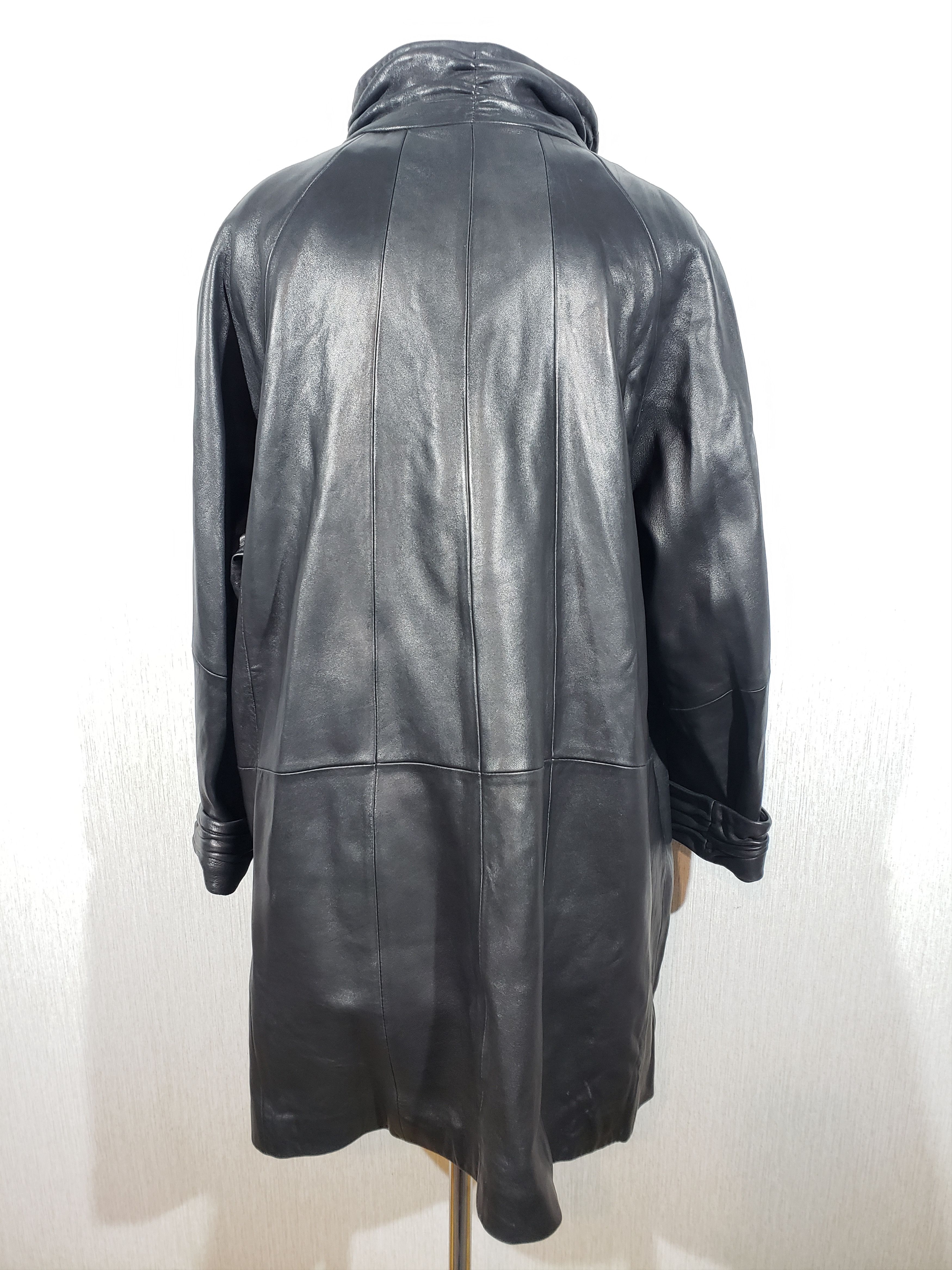 Other Elegant black women's jacket made of genuine leather. Size 3XL / US 20-22 - 4 Thumbnail