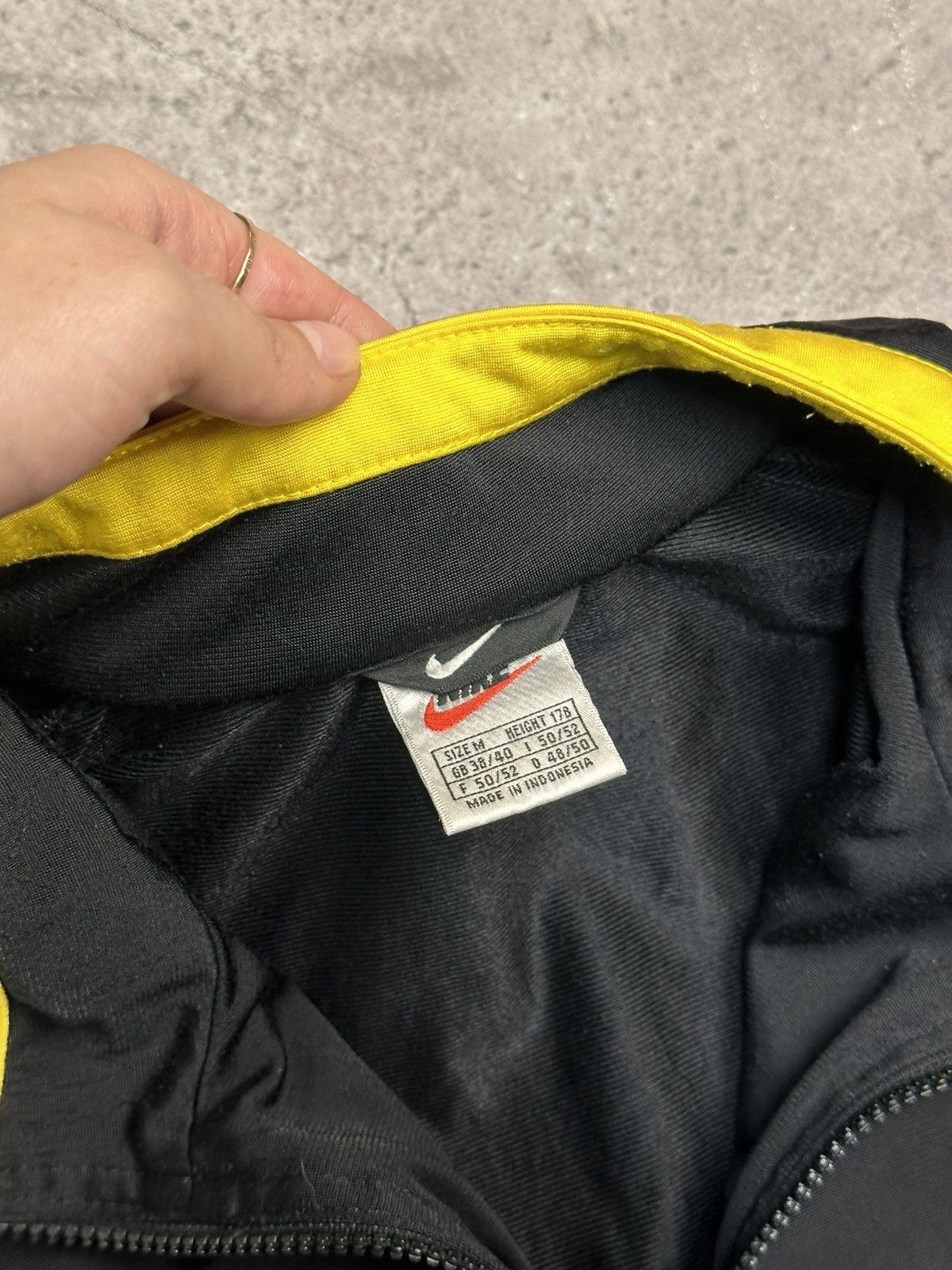 Nike Vintage Streetwear Nike Premier Nylon Sweatshirt Y2K Hoodie Size US M / EU 48-50 / 2 - 5 Thumbnail