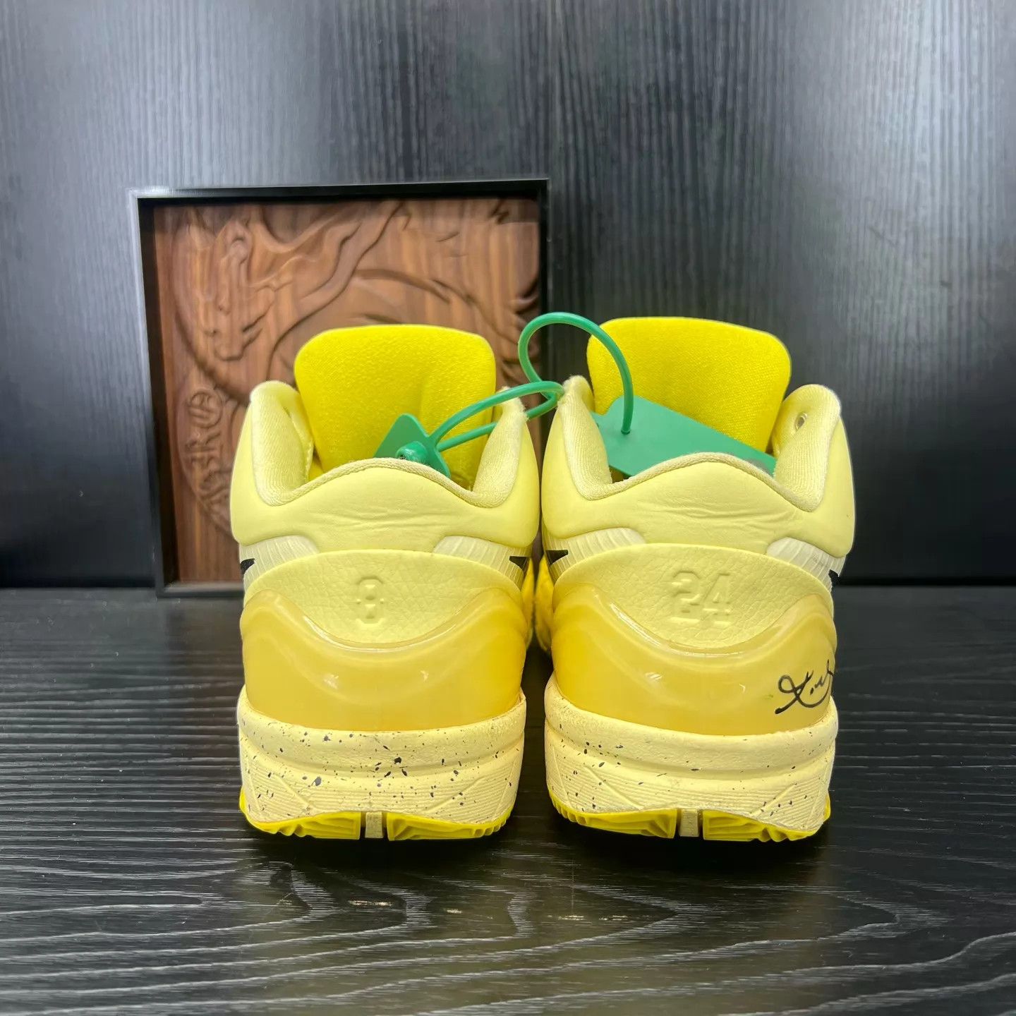 Nike Nike Zoom Kobe 4 Yellow Size US 9.5 / EU 42-43 - 5 Thumbnail