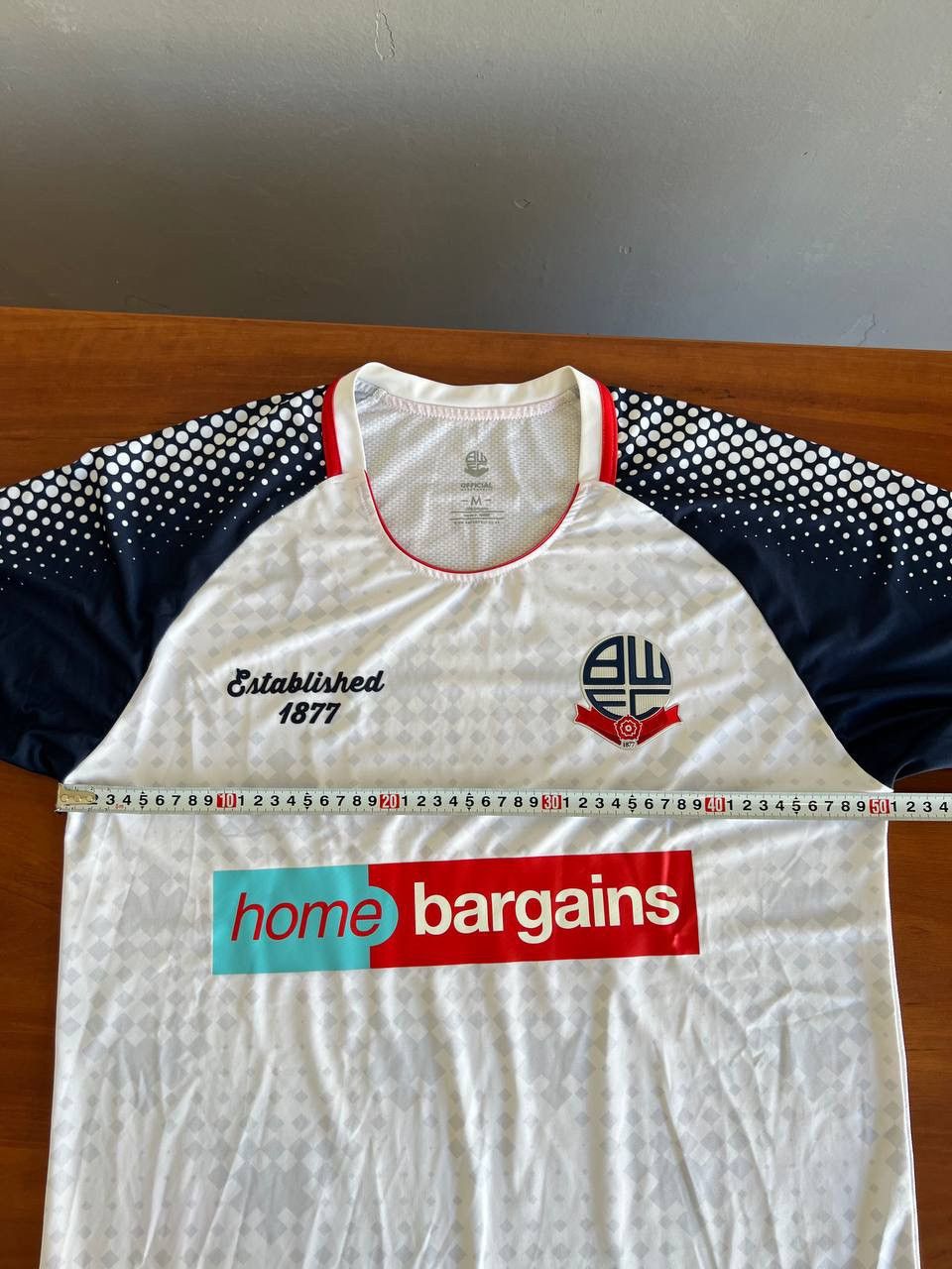 Sports Specialties 2019/20 BOLTON WANDERERS HOME SOCCET JERSEY FOOTBALL SHIRT M Size US M / EU 48-50 / 2 - 13 Thumbnail