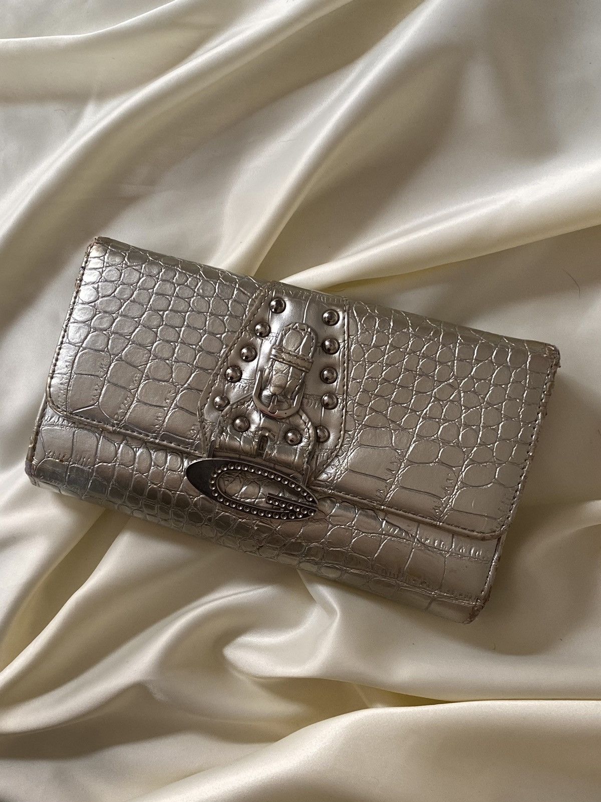 Vintage Vintage y2k silver wallet Size ONE SIZE - 3 Thumbnail
