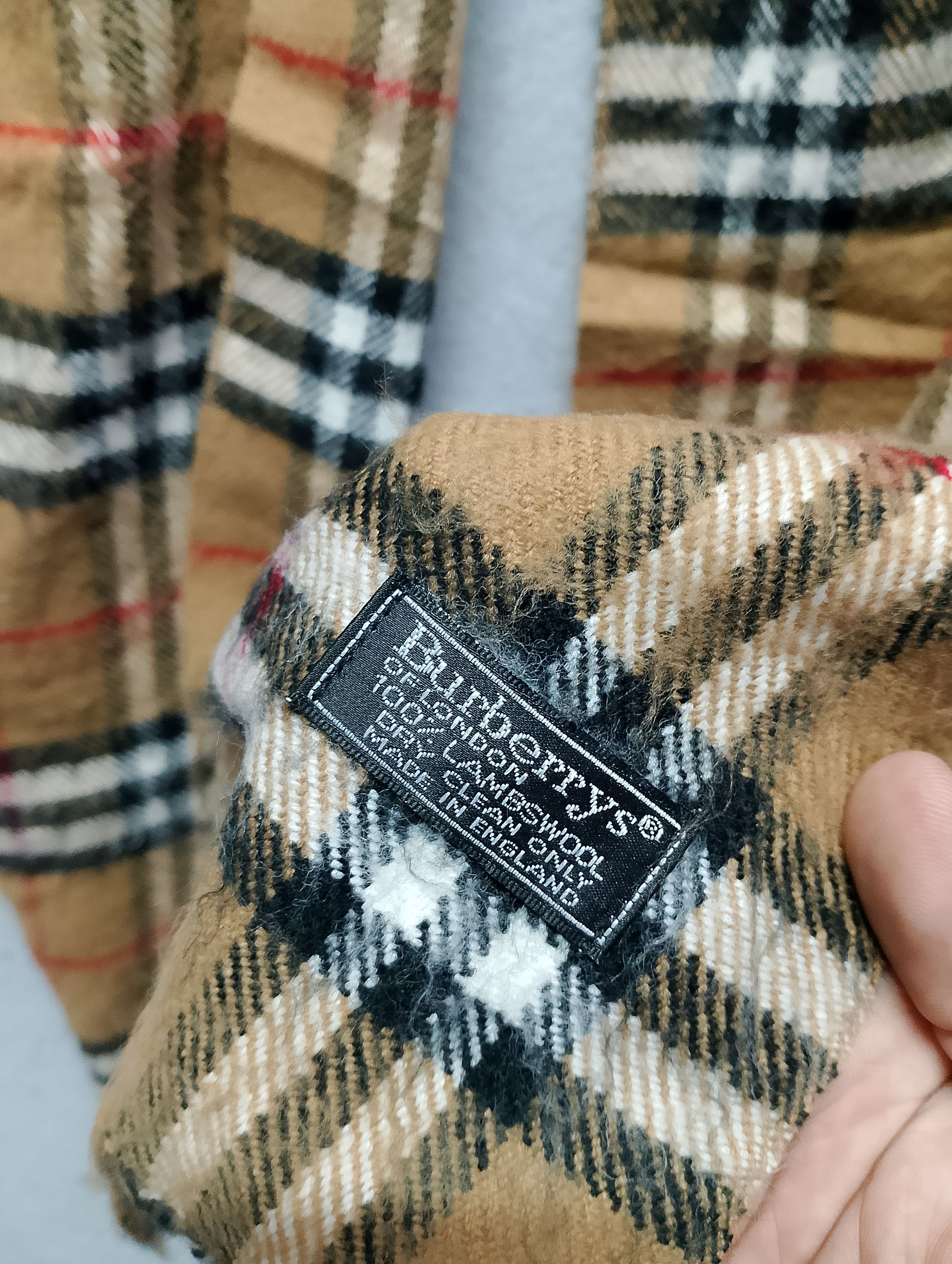 Burberry Vintage Burberry Nova Check Wool Scarf Made in England Size ONE SIZE - 3 Thumbnail