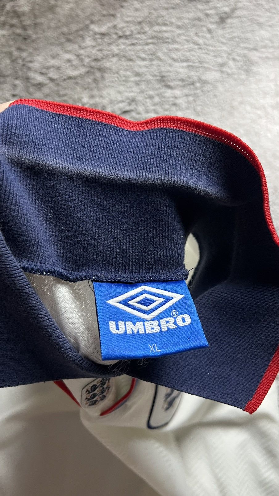 Umbro 1993-1995 England national team umbro vintage jersey Size US XL / EU 56 / 4 - 8 Thumbnail