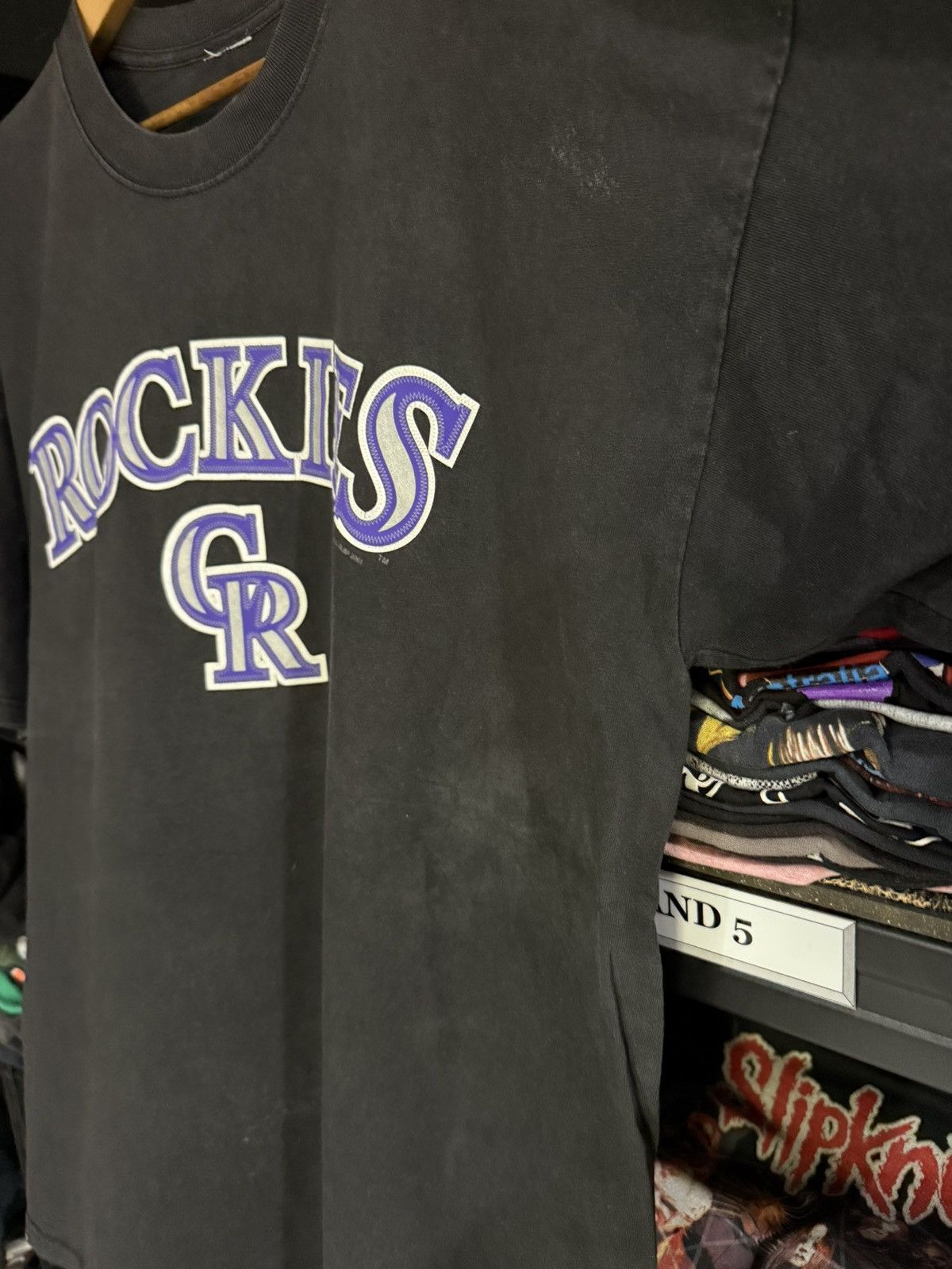 MLB Thrashed Vintage Rockies CR MLBP Sun Faded Oversize Tee Size US XXL / EU 58 / 5 - 2 Thumbnail