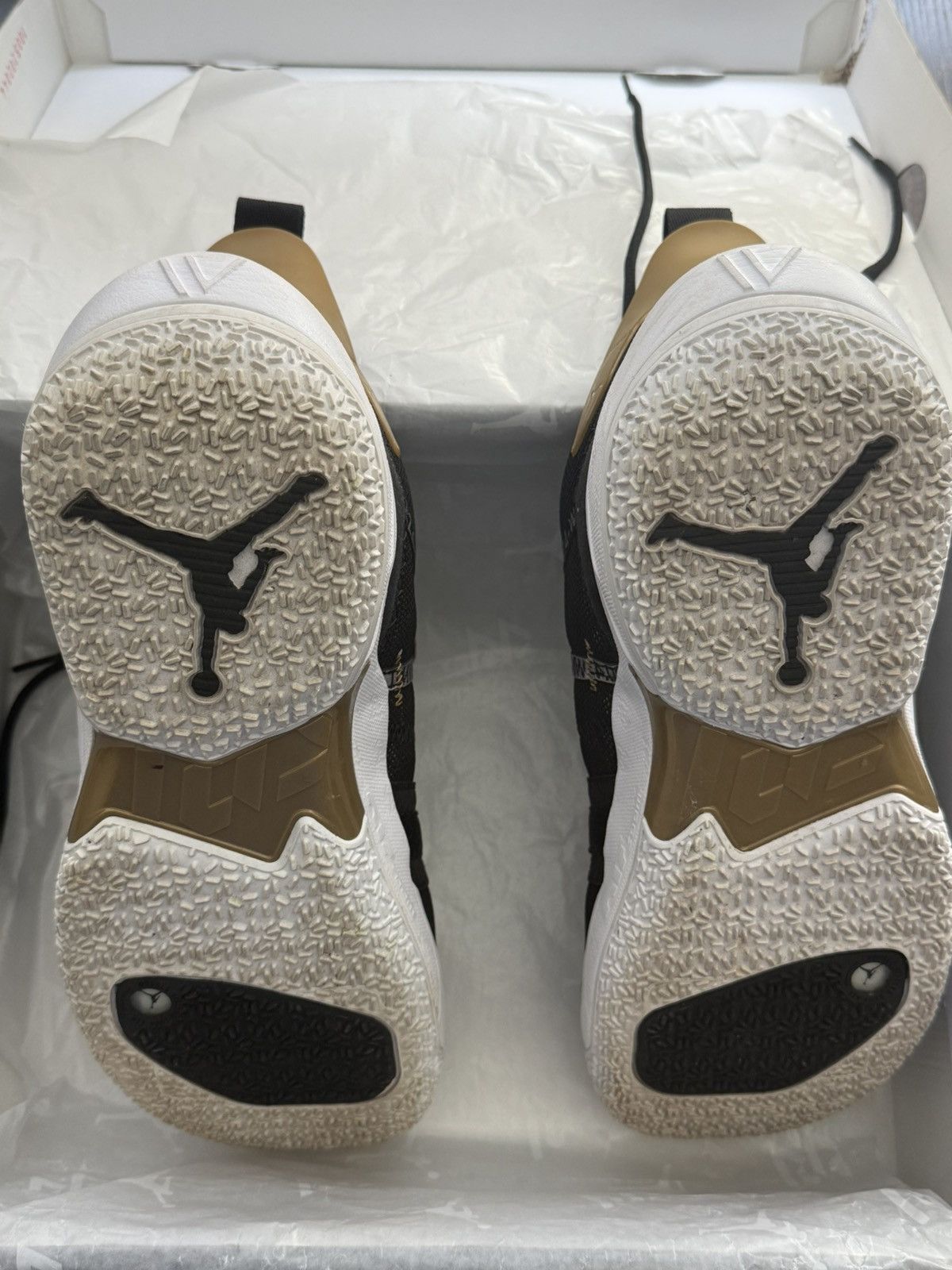 Jordan Brand Jordan Why Not Zer0.4 "Family" Size US 10.5 / EU 43-44 - 7 Thumbnail