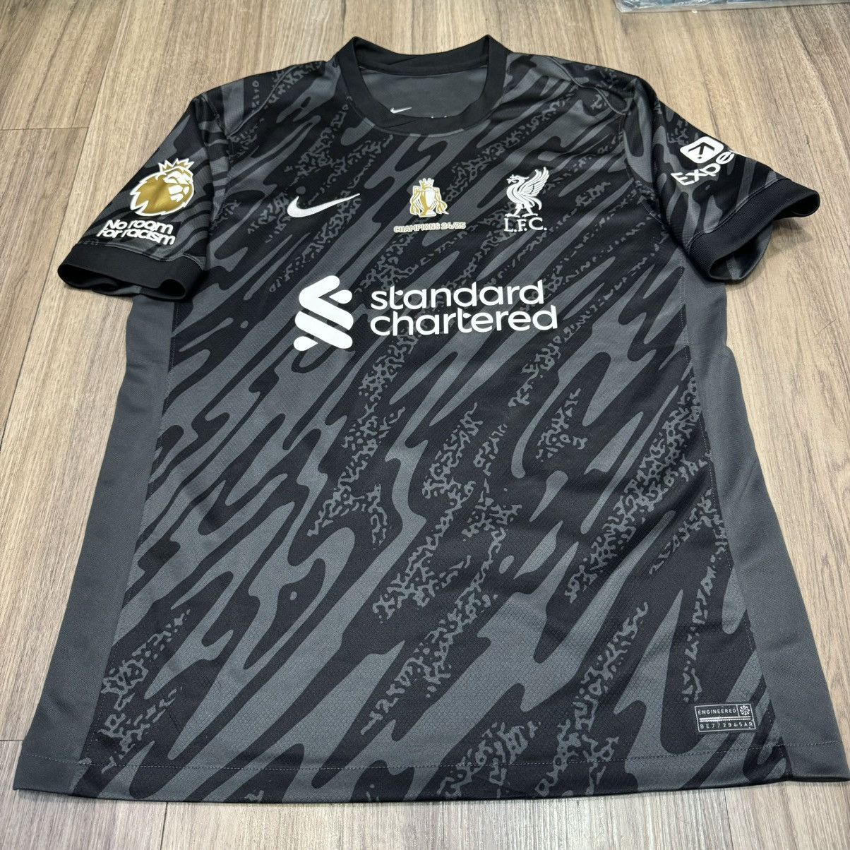 Nike Liverpool 24/25 Premier League Winners Trophy Edition Size US L / EU 52-54 / 3 - 1 Thumbnail