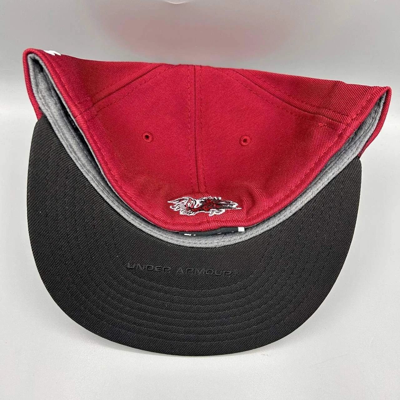 Under Armour South Carolina Gamecocks Hat Men 7 1/4 NCAA Fitted Cap New Size ONE SIZE - 8 Thumbnail