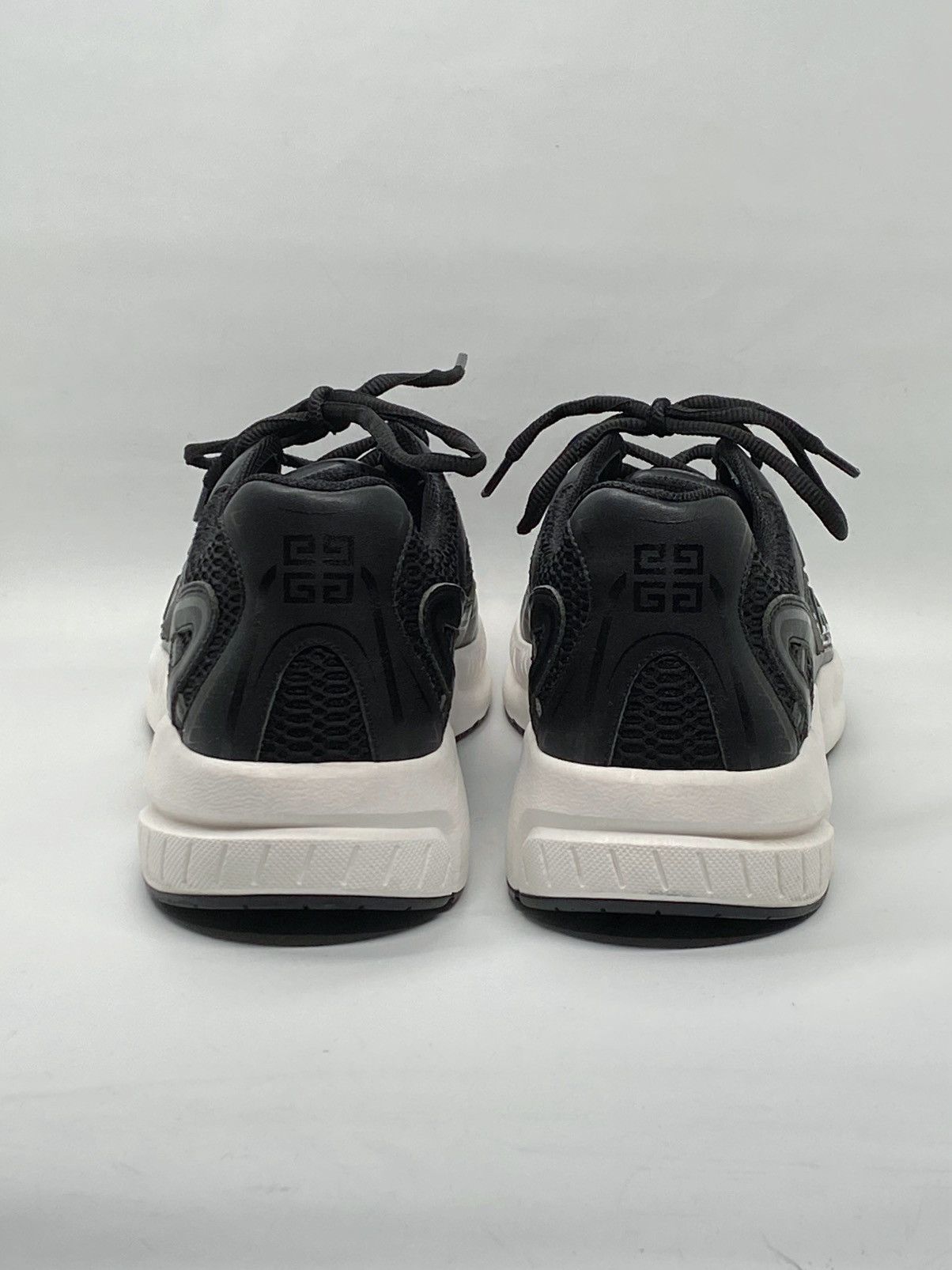 Givenchy Givenchy NFNTY-52 Low Top Sneaker size 45/us size 12 Size US 12 / EU 45 - 7 Thumbnail