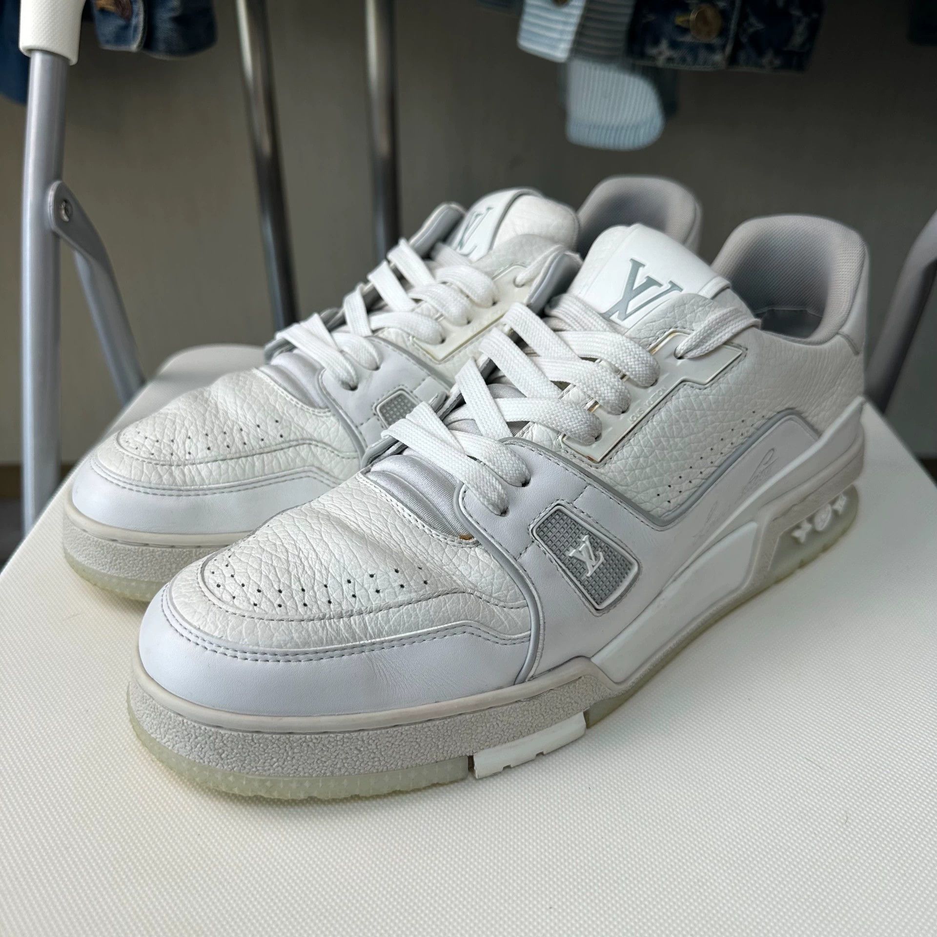 Louis Vuitton LOUIS VUITTON Trainer Unisex White Cement Low-Top 42.5 Size US 9.5 / EU 42-43 - 1 Thumbnail