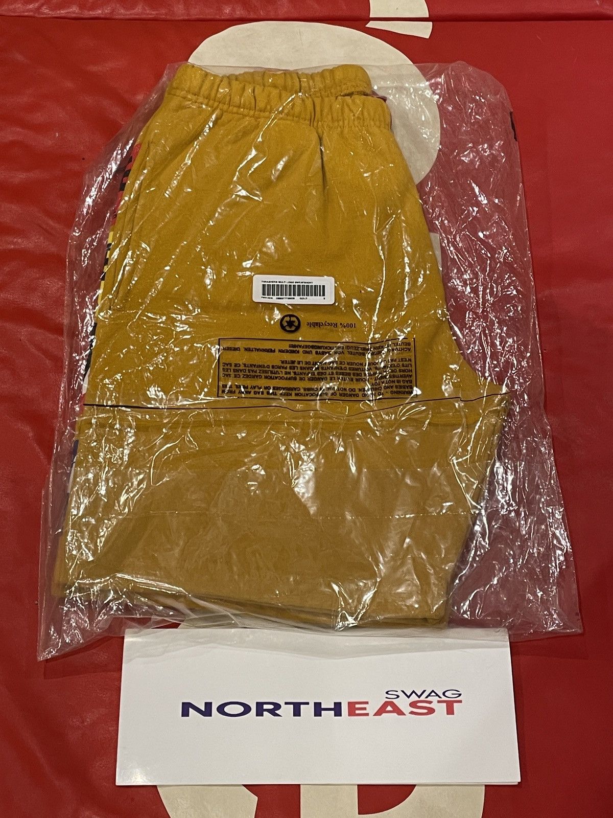 Supreme × Thrasher Supreme Thrasher Multi-Logo Stacked Sweatshort Orange Small Size US 31 - 3 Thumbnail