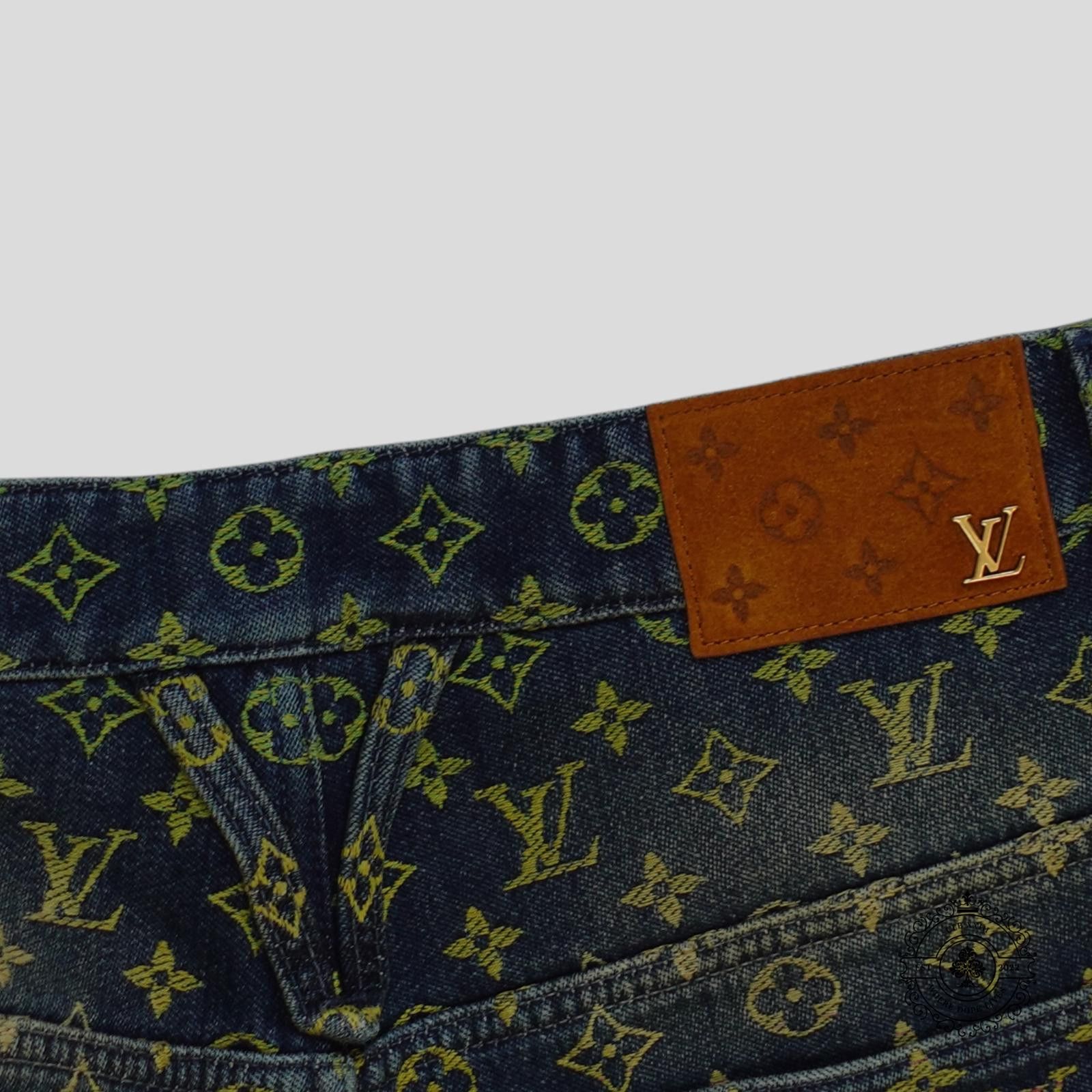 Louis Vuitton Louis Vuitton Rainbow Monogram Denim Shorts in Dark Wash Size US 34 / EU 50 - 4 Thumbnail