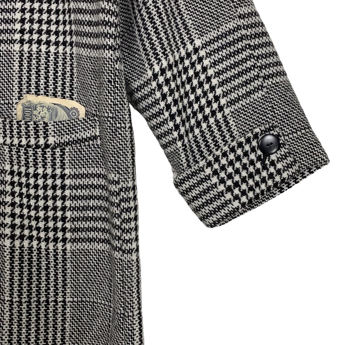 Benetton Vintage Benetton Checkered Wool Long Coat Size 46 Size US M / EU 48-50 / 2 - 6 Thumbnail