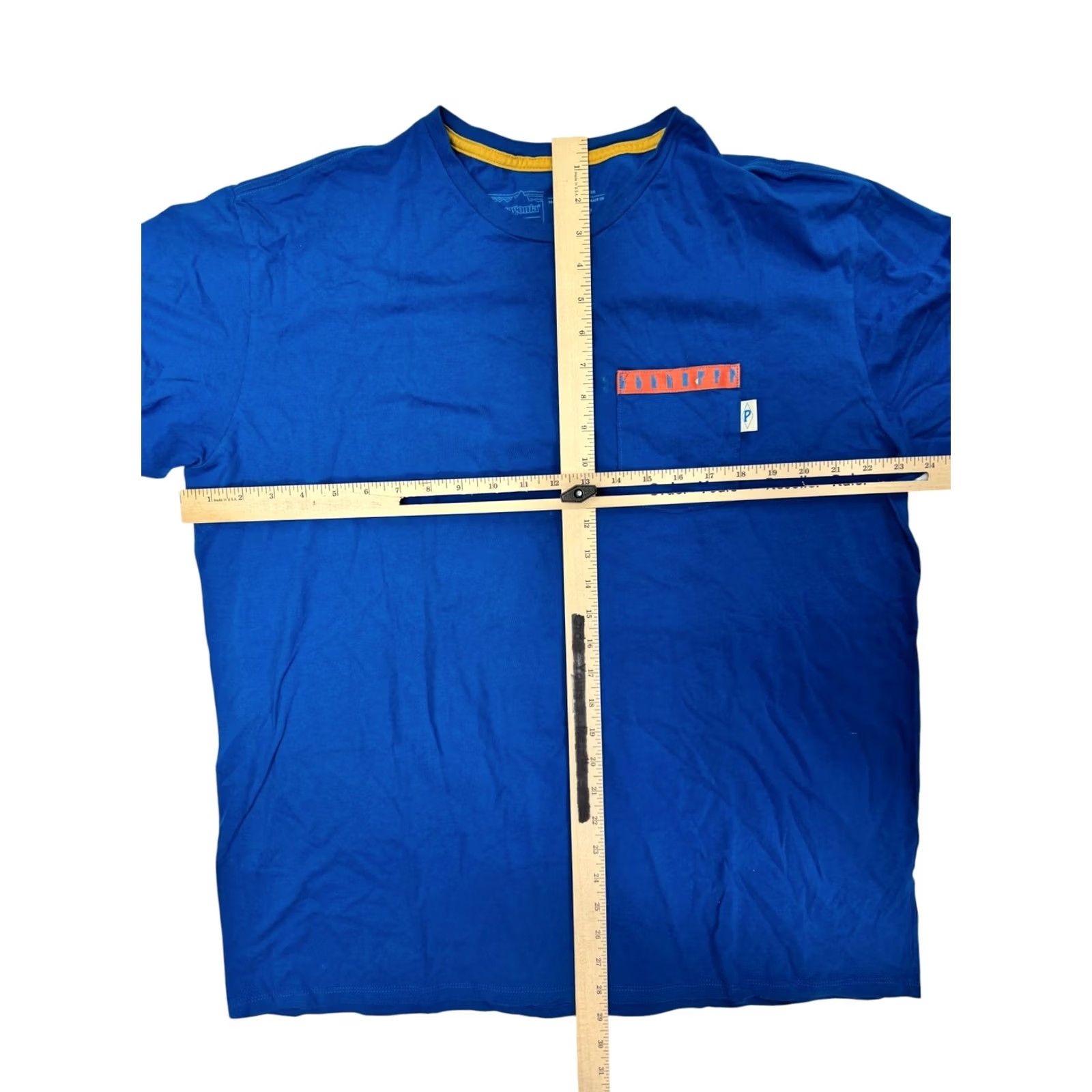Patagonia Patagonia Men's XL Blue T-Shirt Organic Cotton Surfing Alligator Graphic Pocket Size US XL / EU 56 / 4 - 4 Thumbnail
