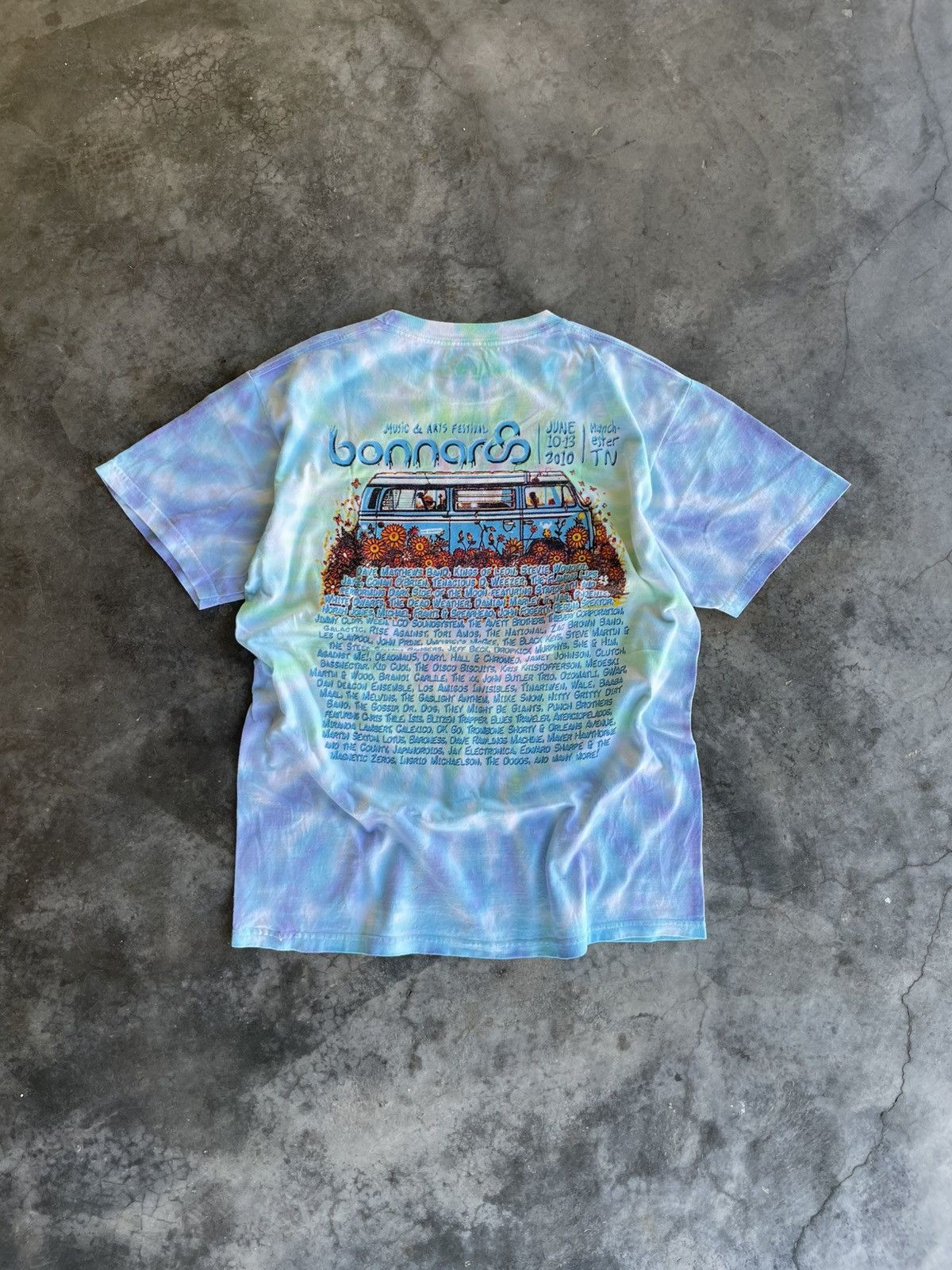Band Tees Bonnaroo, Music & Arts Fest 2010 Size US M / EU 48-50 / 2 - 14 Thumbnail