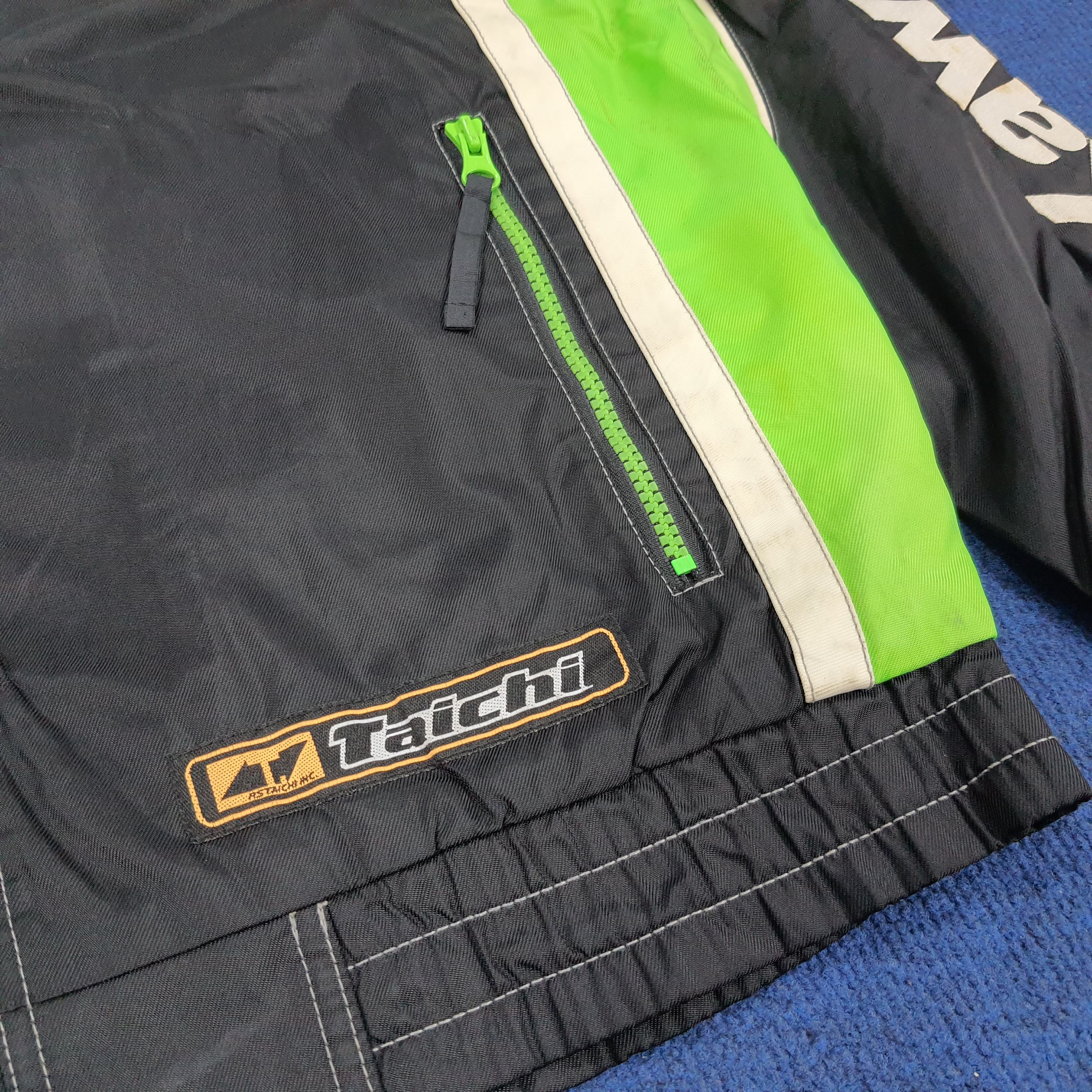 Japanese Brand × Vintage Vintage Kawasaki Racing Team Japanese Brand Bikers Jacket Size US L / EU 52-54 / 3 - 4 Thumbnail