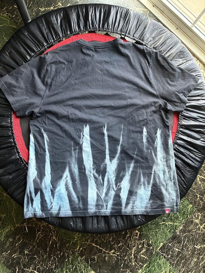 Mostly Heard Rarely Seen MHRS 8-Bit Tee XXL Size US XXL / EU 58 / 5 - 6 Thumbnail