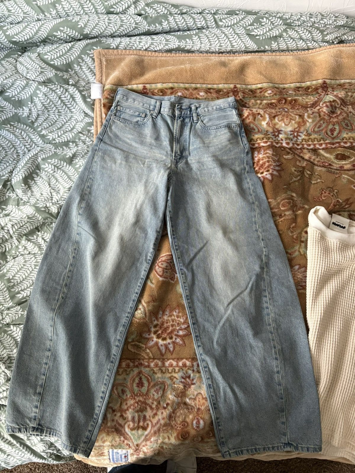 Japanese Brand Light wash denim size 30 Size US 30 / EU 46 - 1 Thumbnail