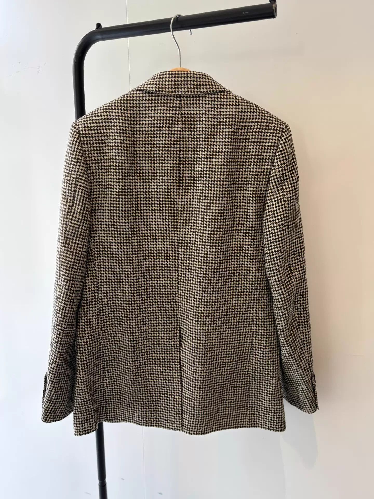 Celine Celine 100% Linen Black/Beige Houndstooth Blazer 36 NWT Size 36R - 6 Thumbnail