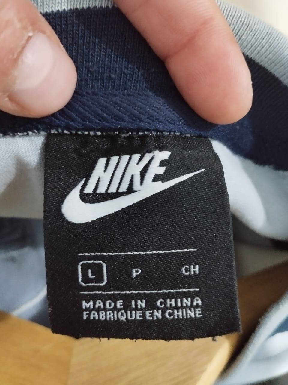 Nike Nike tokyo Crewneck Size US L / EU 52-54 / 3 - 3 Thumbnail