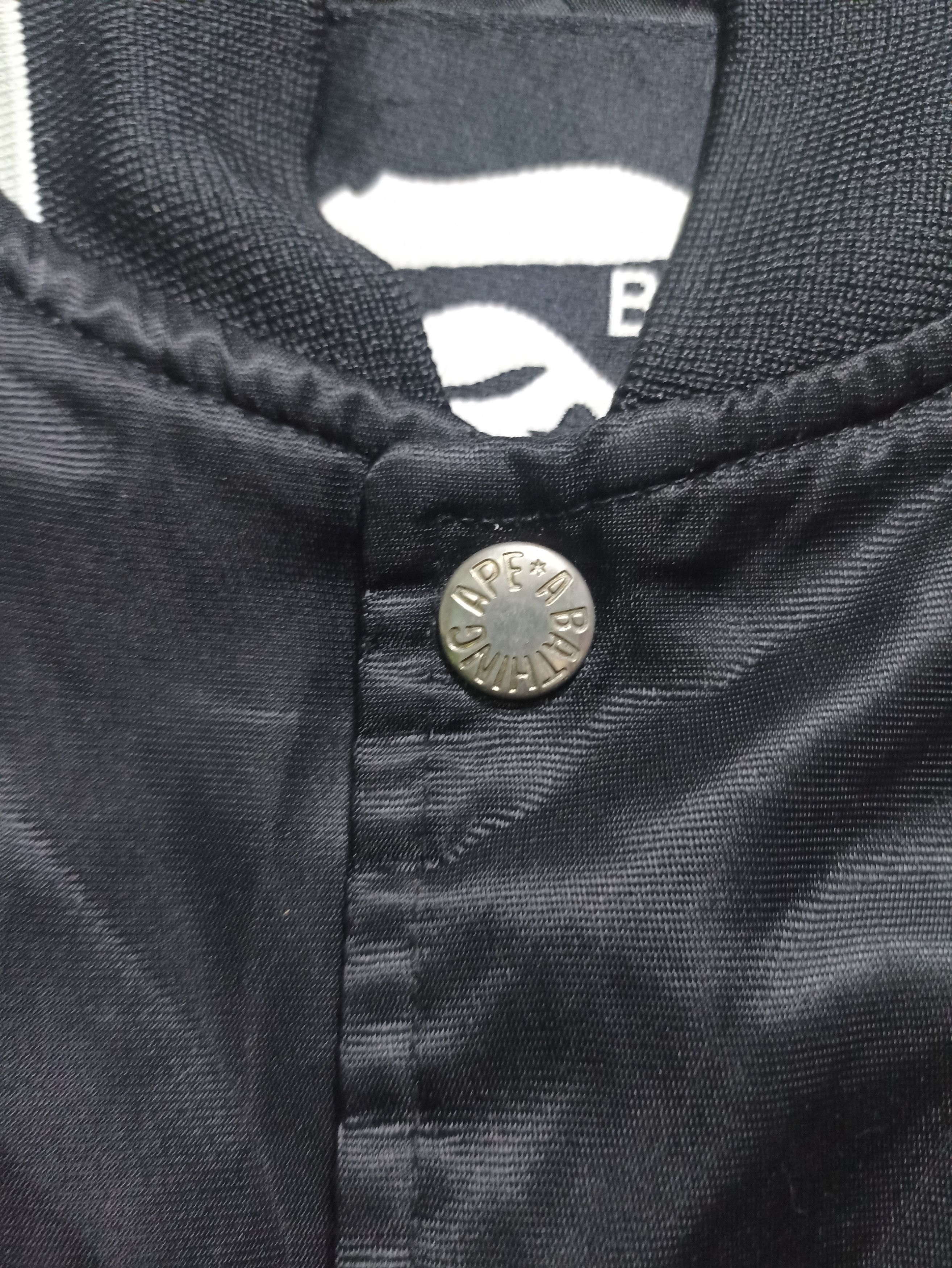 Bape OG Bape Embroidered Ape Logo Varsity Bomber Jacket size L Size US L / EU 52-54 / 3 - 4 Thumbnail