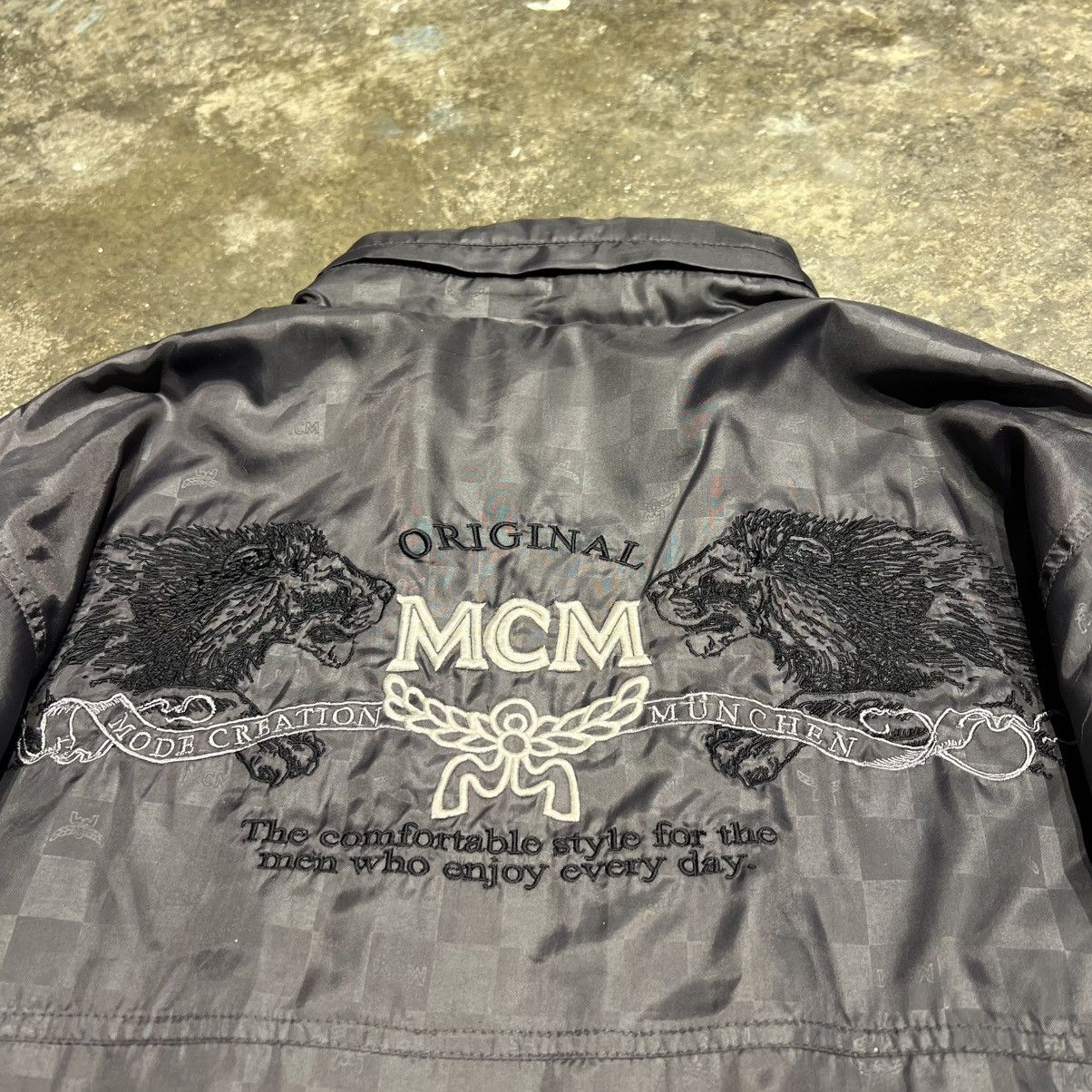 MCM MCM Legere Size US L / EU 52-54 / 3 - 8 Thumbnail