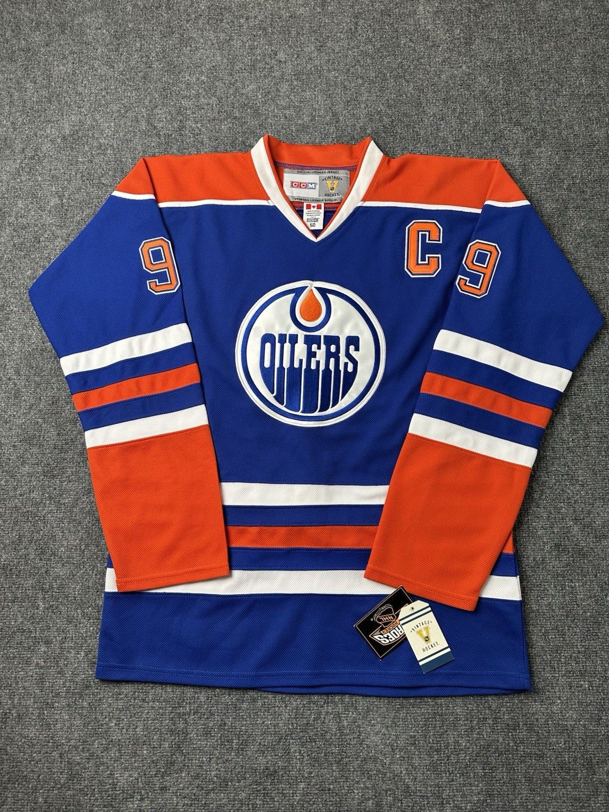 NHL Mens Jersey CCM Edmonton Oilers #99 Wayne Gretzky Size 50 XL Size US XL / EU 56 / 4 - 1 Thumbnail