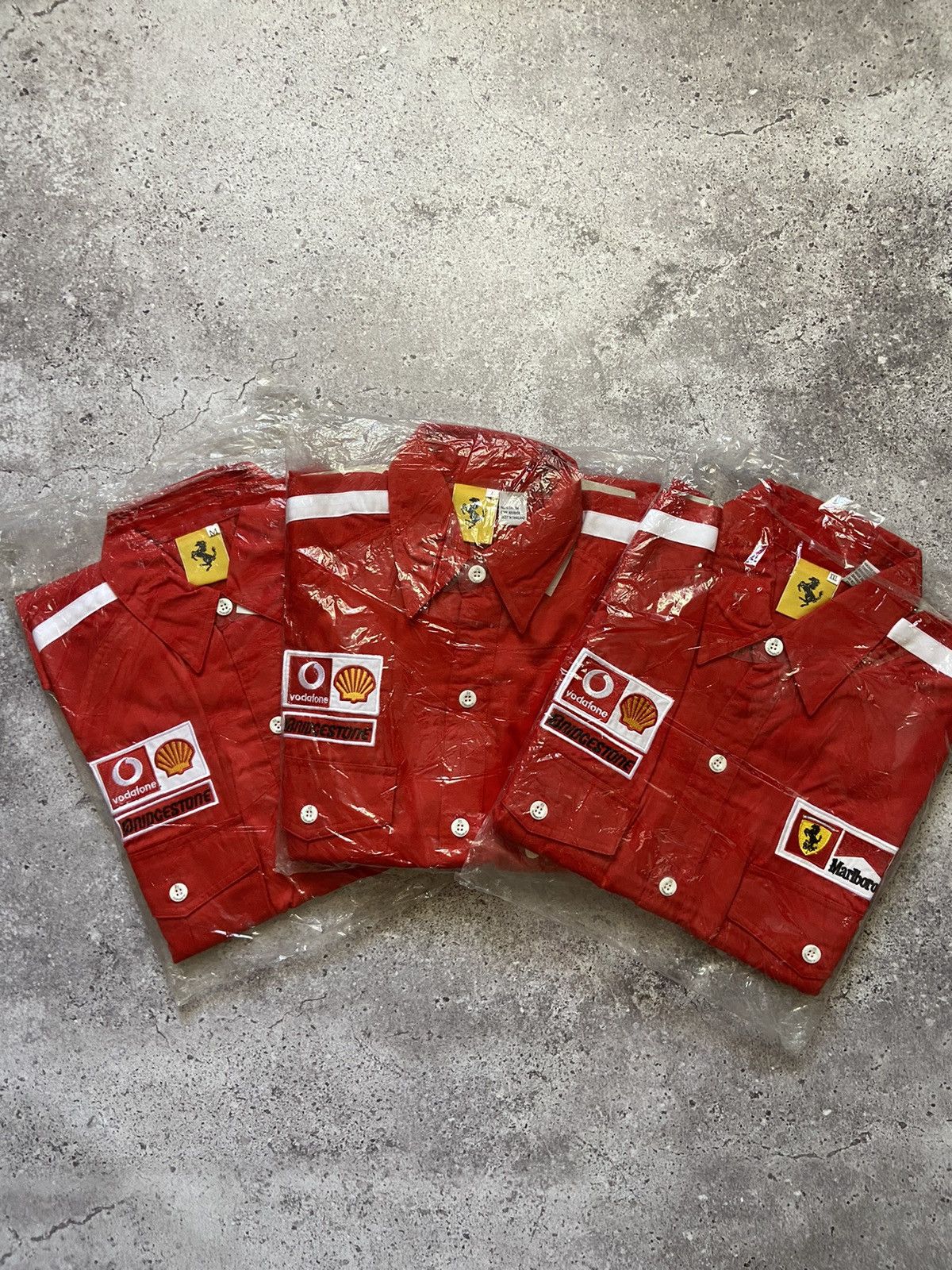 Ferrari Vintage 90s FERRARI Marlboro Vodafone NEW Shirt Size US L / EU 52-54 / 3 - 3 Thumbnail