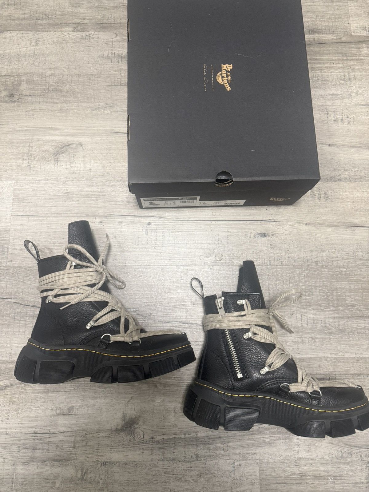 Dr. Martens × Rick Owens Dr Martens x Rick Owens 1460 DMXL Size US 9 / EU 42 - 3 Thumbnail