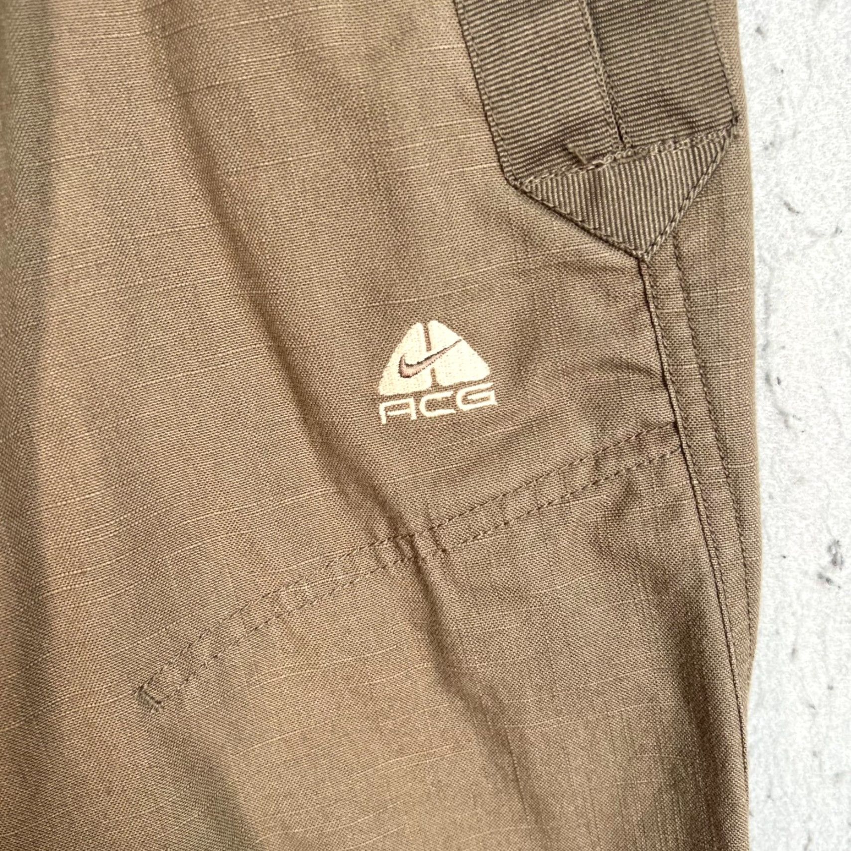 Nike Nike ACG Pants Womens 8 Khaki Cargo Organic Cotton Blend Outdoor Size 30" / US 8 / IT 44 - 6 Thumbnail