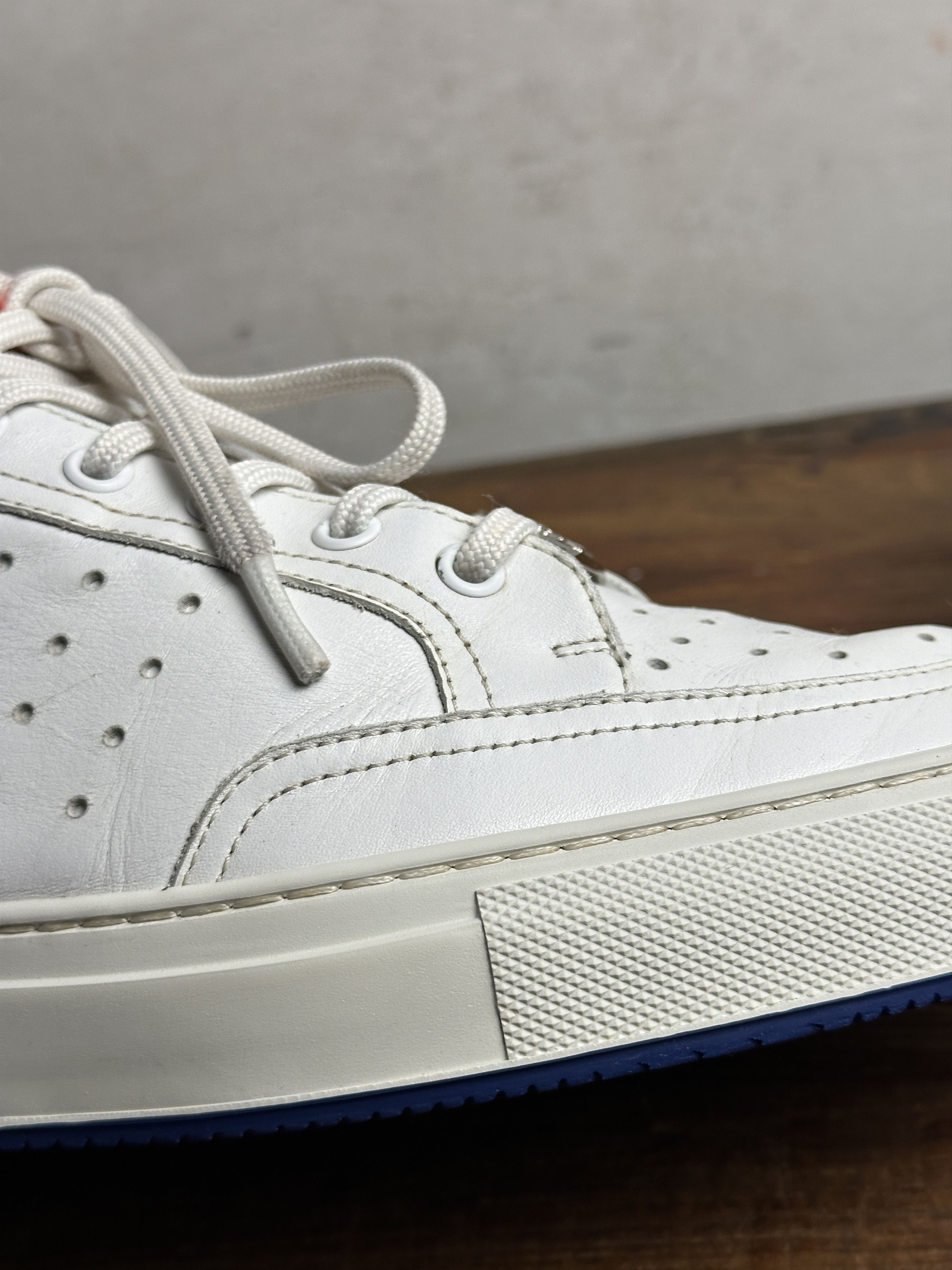 Philipp Plein Philipp Plein Low Top Perforated Leather Snekaers Size US 10 / EU 43 - 15 Thumbnail