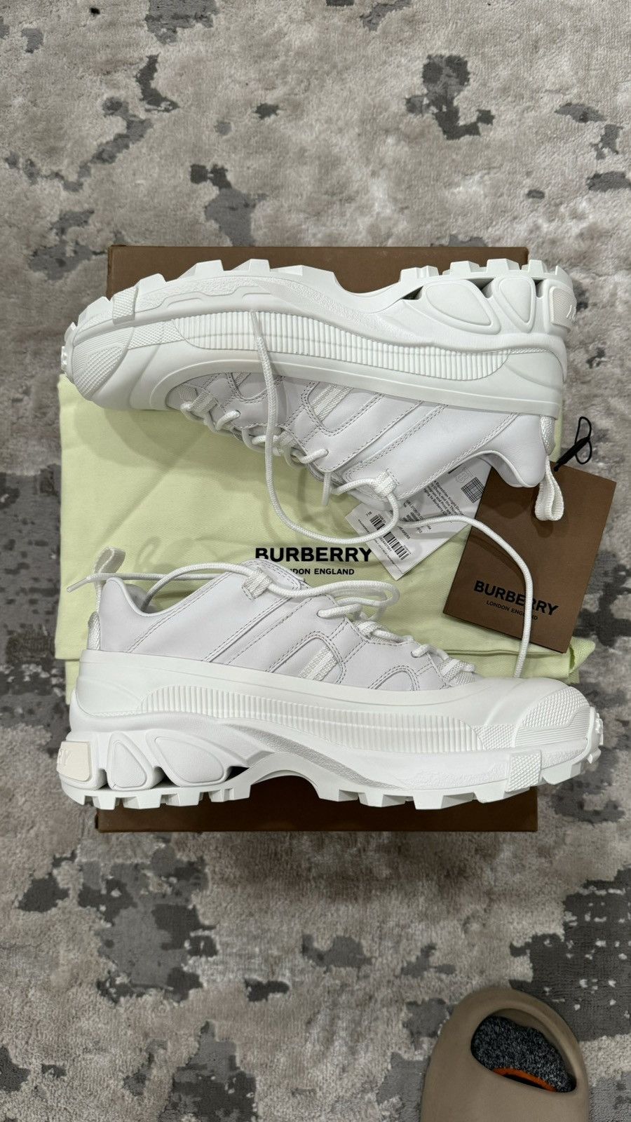 Burberry Arthur Sneakers in White