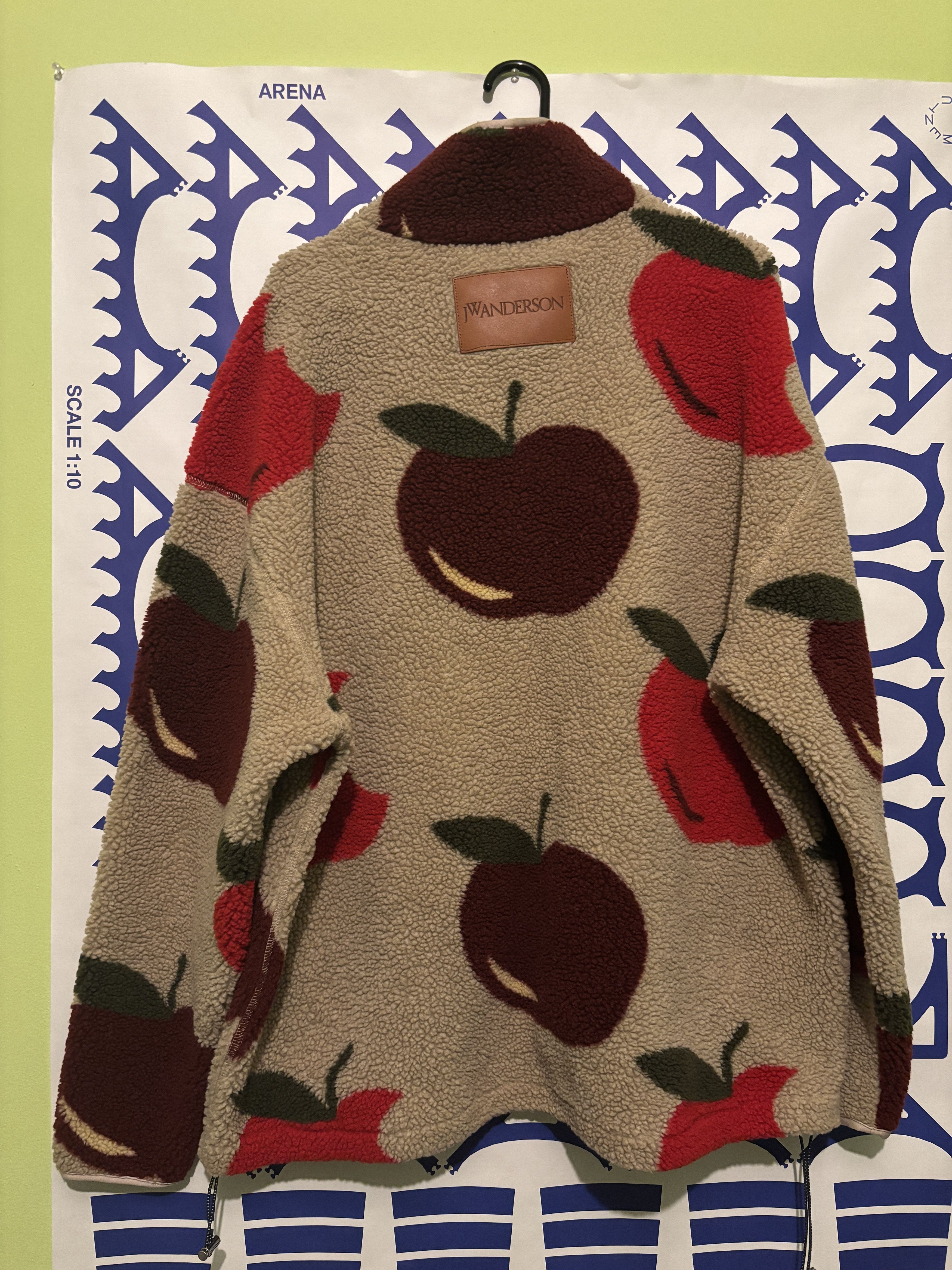 JW Anderson JW ANDERSON Bitten Apple Fleece Jacket Size US XL / EU 56 / 4 - 2 Thumbnail