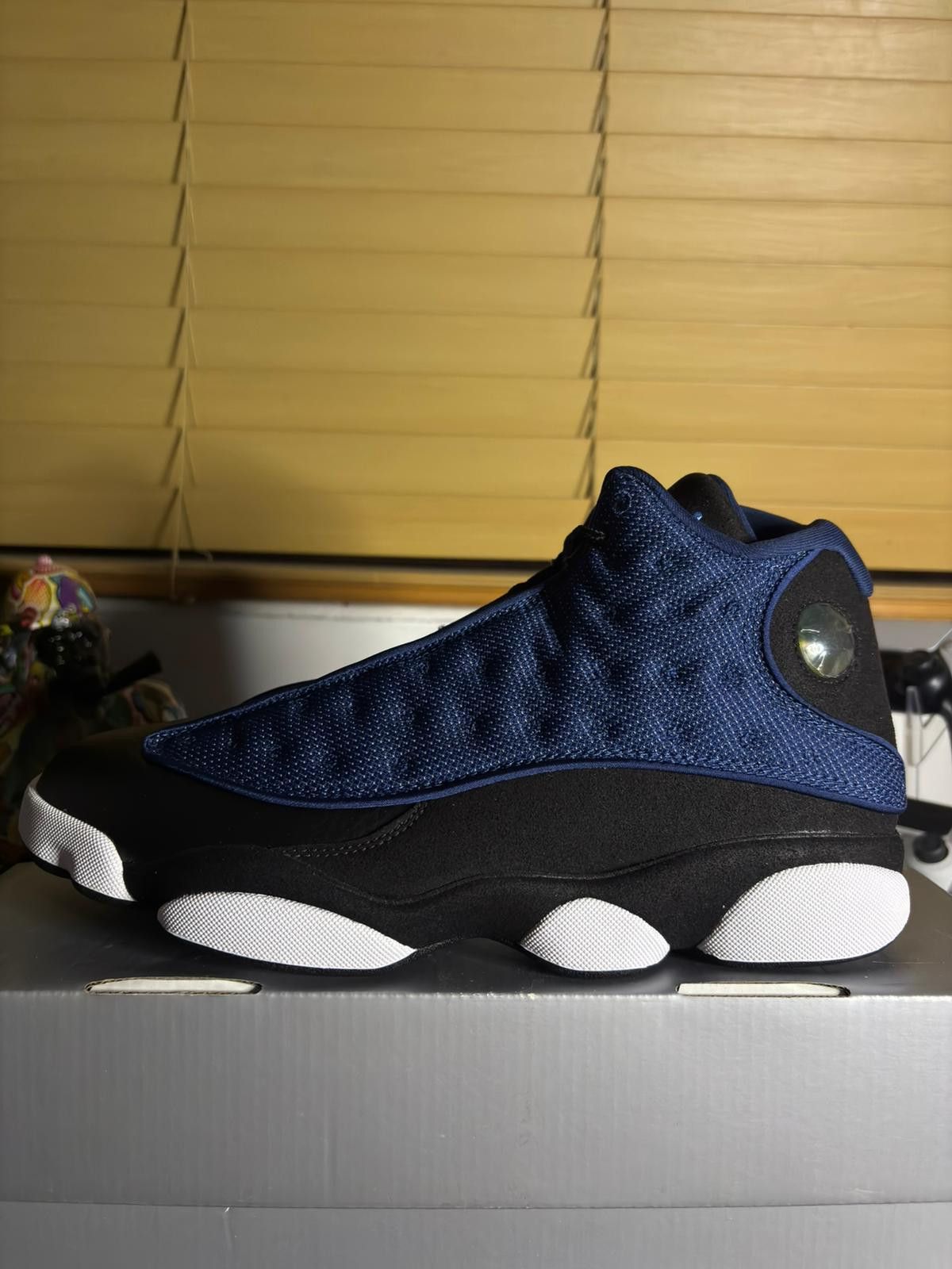 Jordan Brand Nike Air Jordan 13 Retro Black "University Blue" Size US 11 / EU 44 - 6 Thumbnail