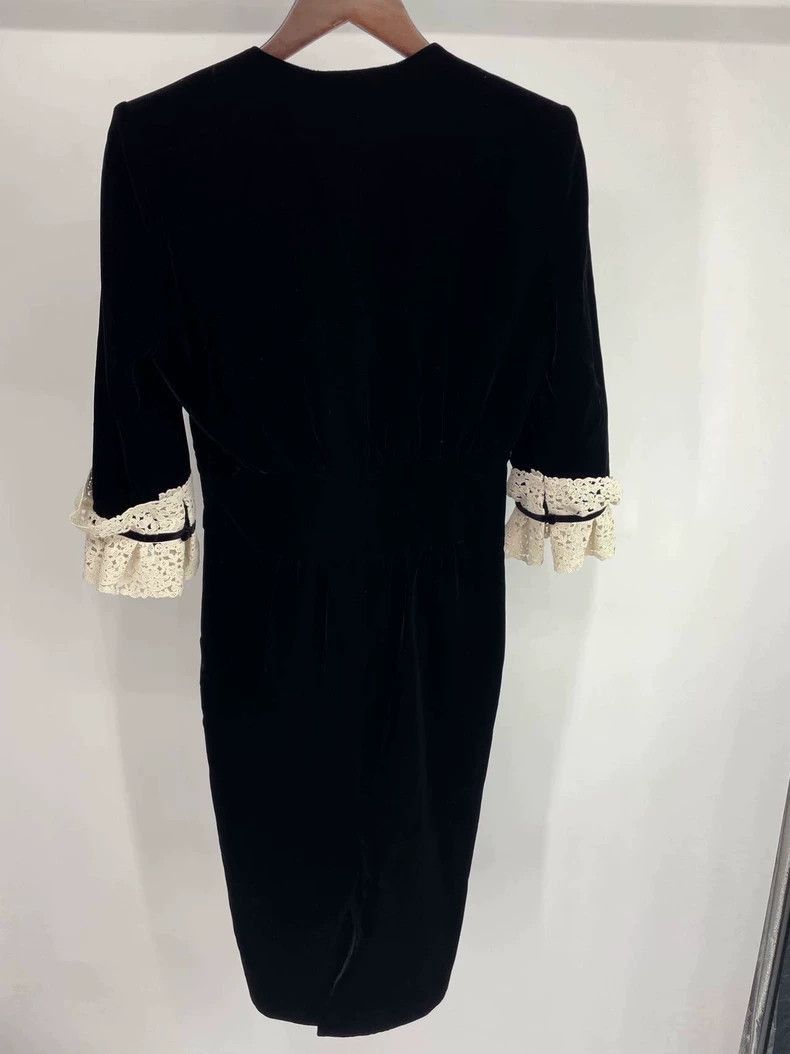 Saint Laurent Paris saint laurent black lace sleeve dress Size US 38 / EU 54 - 8 Thumbnail