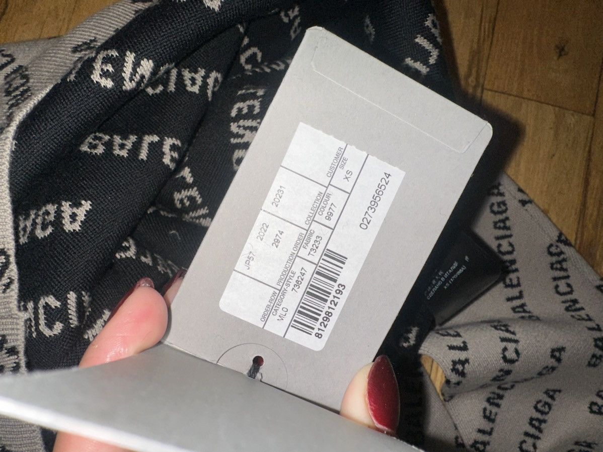 Balenciaga Balenciaga Crewneck Size US XS / EU 42 / 0 - 5 Thumbnail