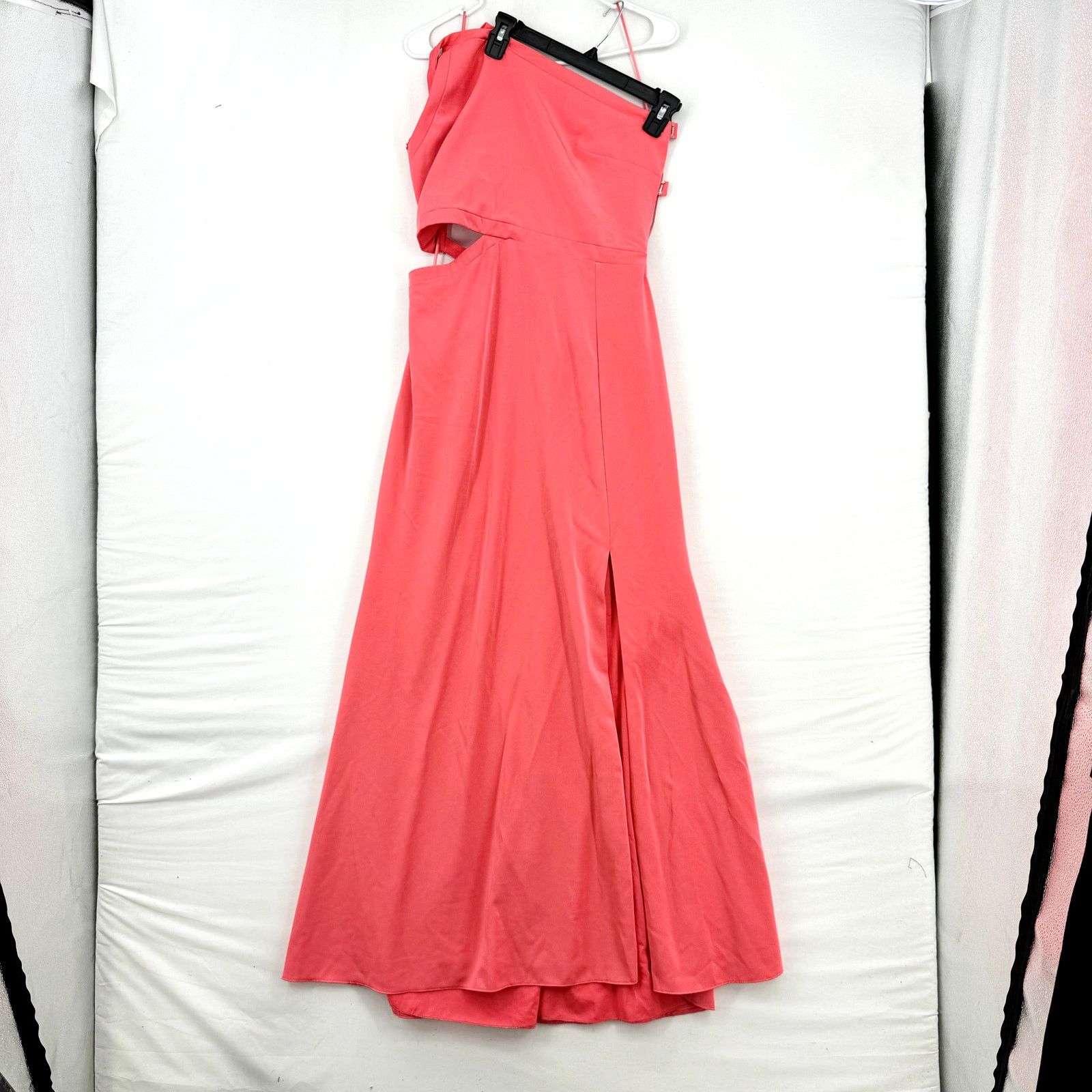Other Love by Theia Coral Mermaid Cutout Halter Maxi Gown Size 14 Size XL / US 12-14 / IT 48-50 - 2 Thumbnail