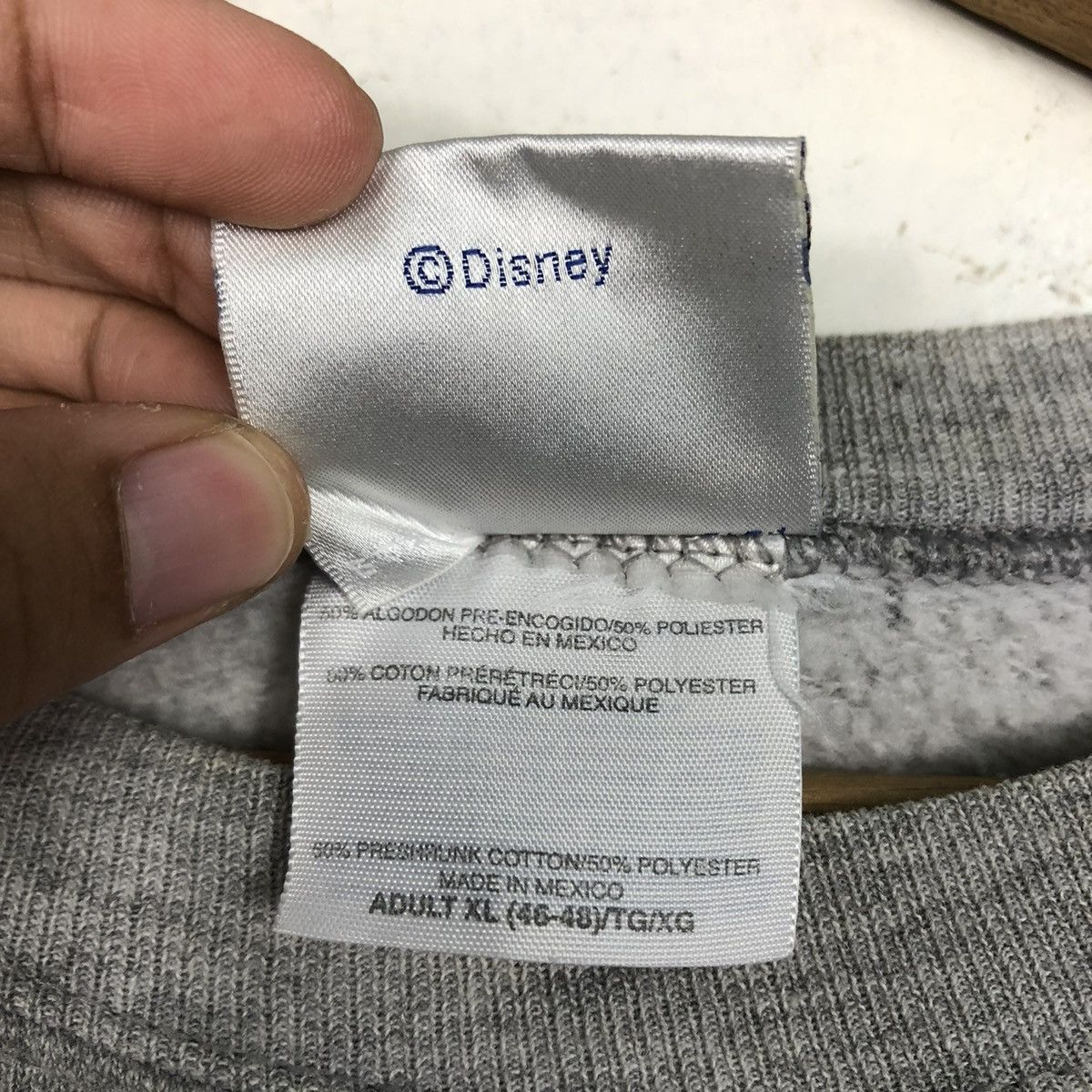 Cartoon Network 🔥VINTAGE SWEATSHIRT PULL OVER DISLAND RESORT MICKEY MOUSE Size US XL / EU 56 / 4 - 13 Thumbnail