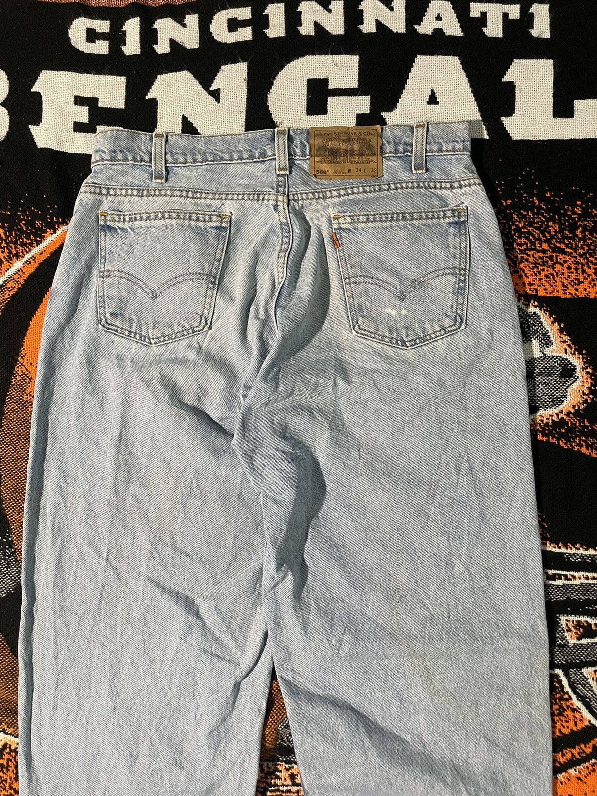 Levi's Vintage Levi’s 560 Loose Fit Tapered Leg 90s Jeans Pants Size US 34 / EU 50 - 8 Thumbnail