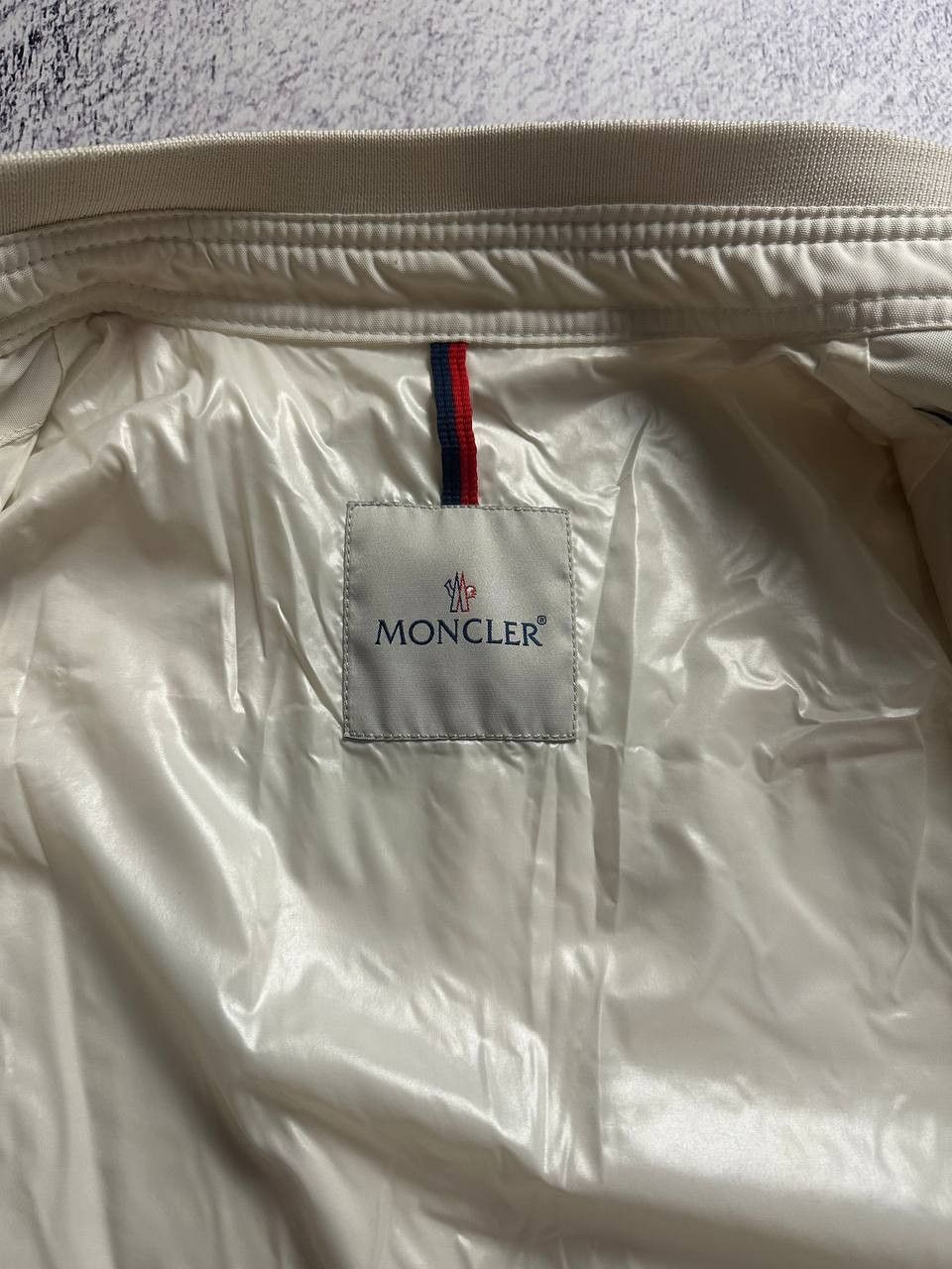 Moncler Vintage Luxury Moncler Light Jacket Size US S / EU 44-46 / 1 - 2 Thumbnail