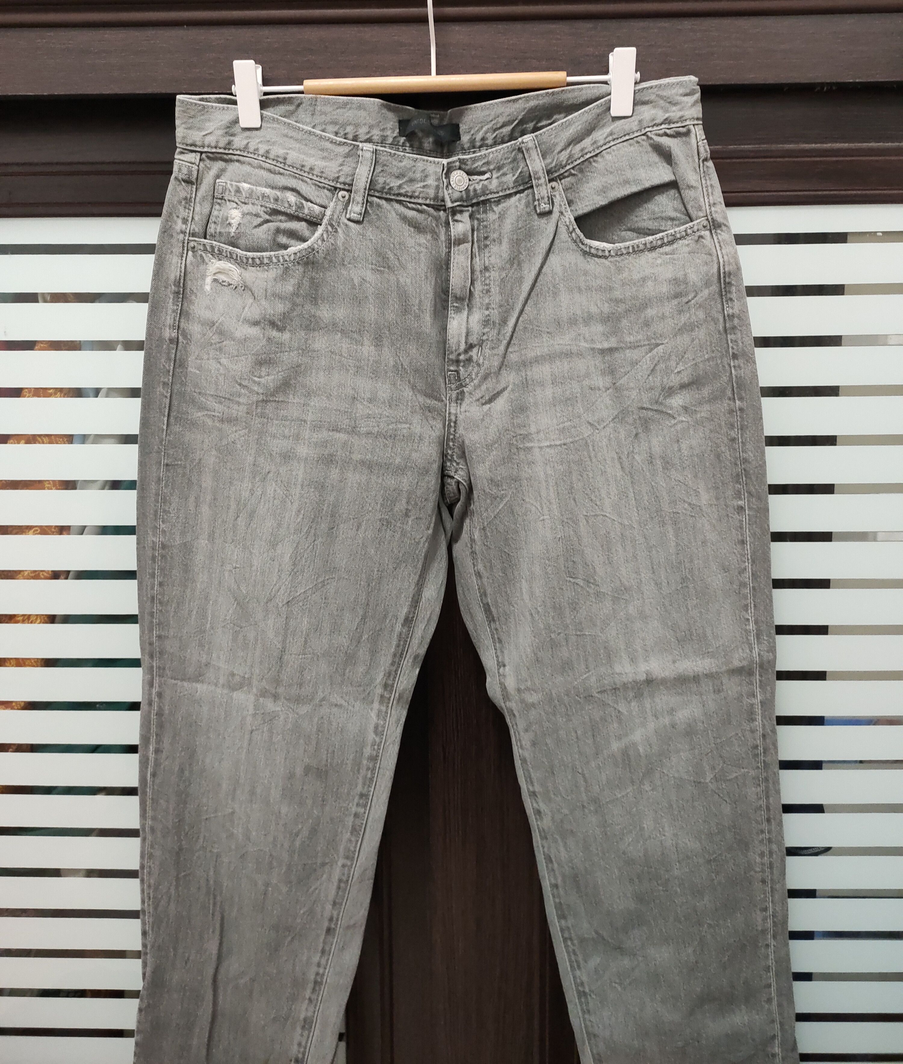 Uniqlo 💥 Flared Uniqlo Denim 💥 Size US 34 / EU 50 - 1 Thumbnail