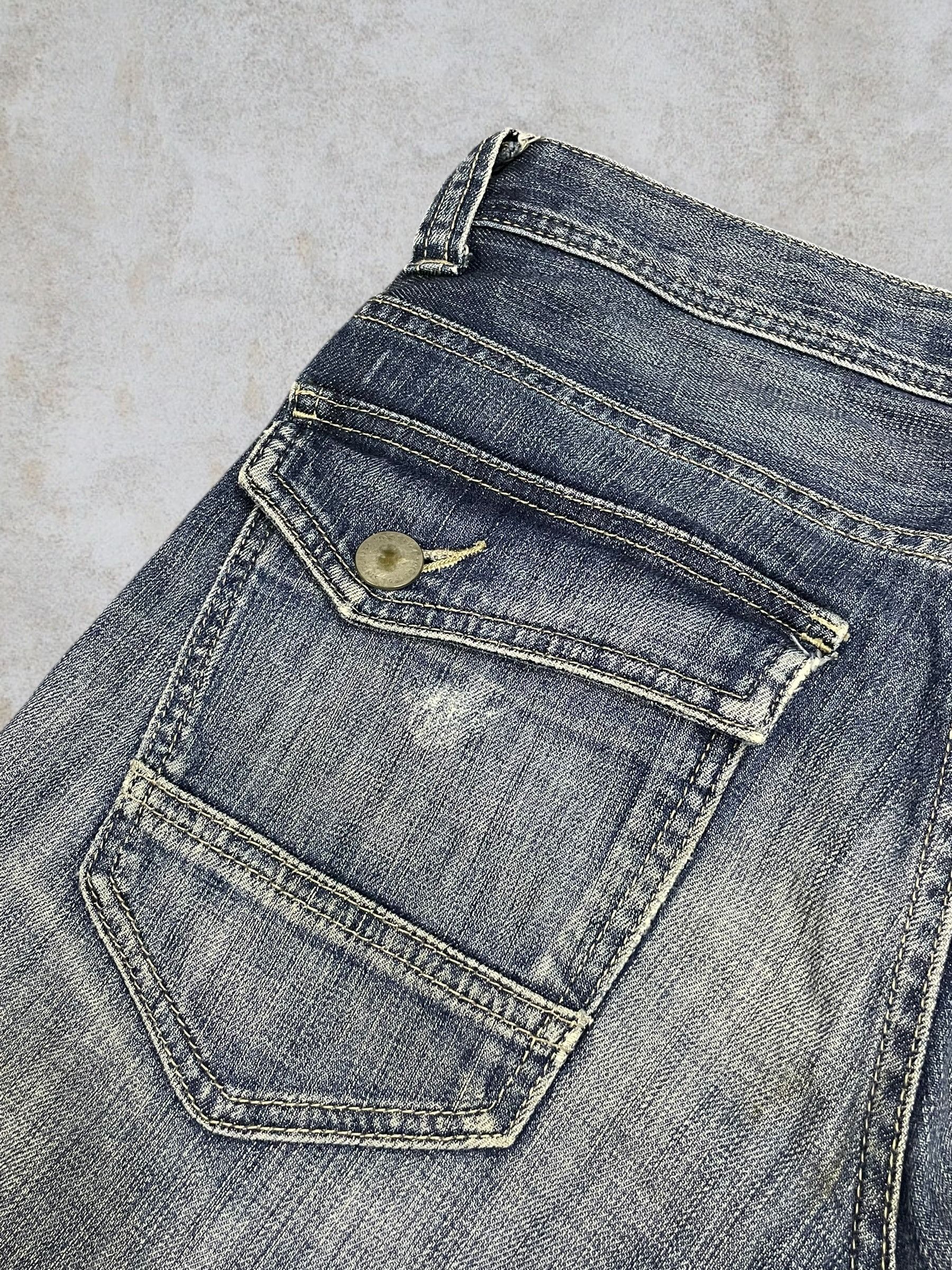 Undercover × Uniqlo Vintage Y2K Uniqlo Twisted Scratch Ripped Washed Men’s Jeans Size US 29 - 9 Thumbnail