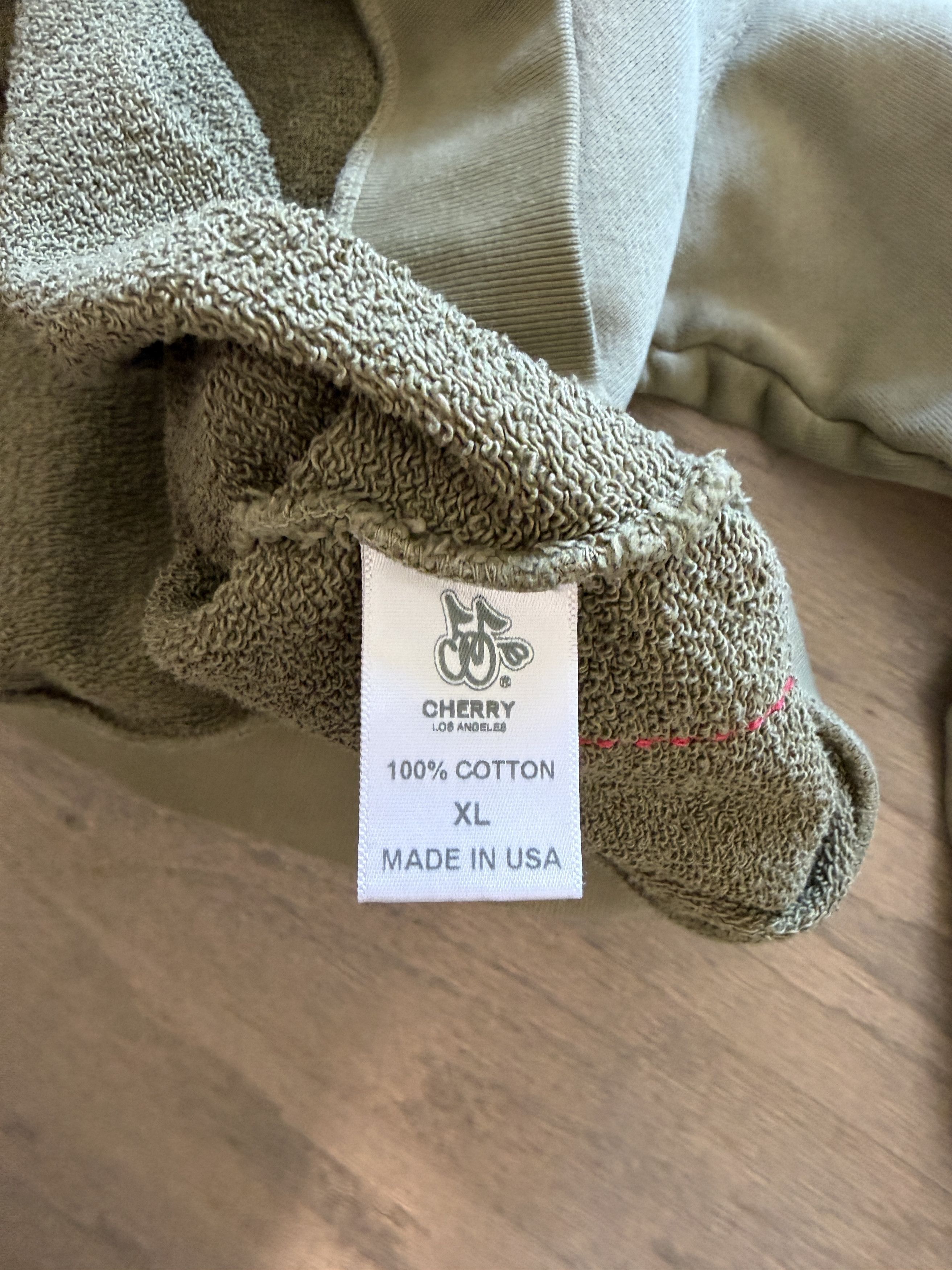 Cherry LA American Garments Crewneck Size US XL / EU 56 / 4 - 4 Thumbnail