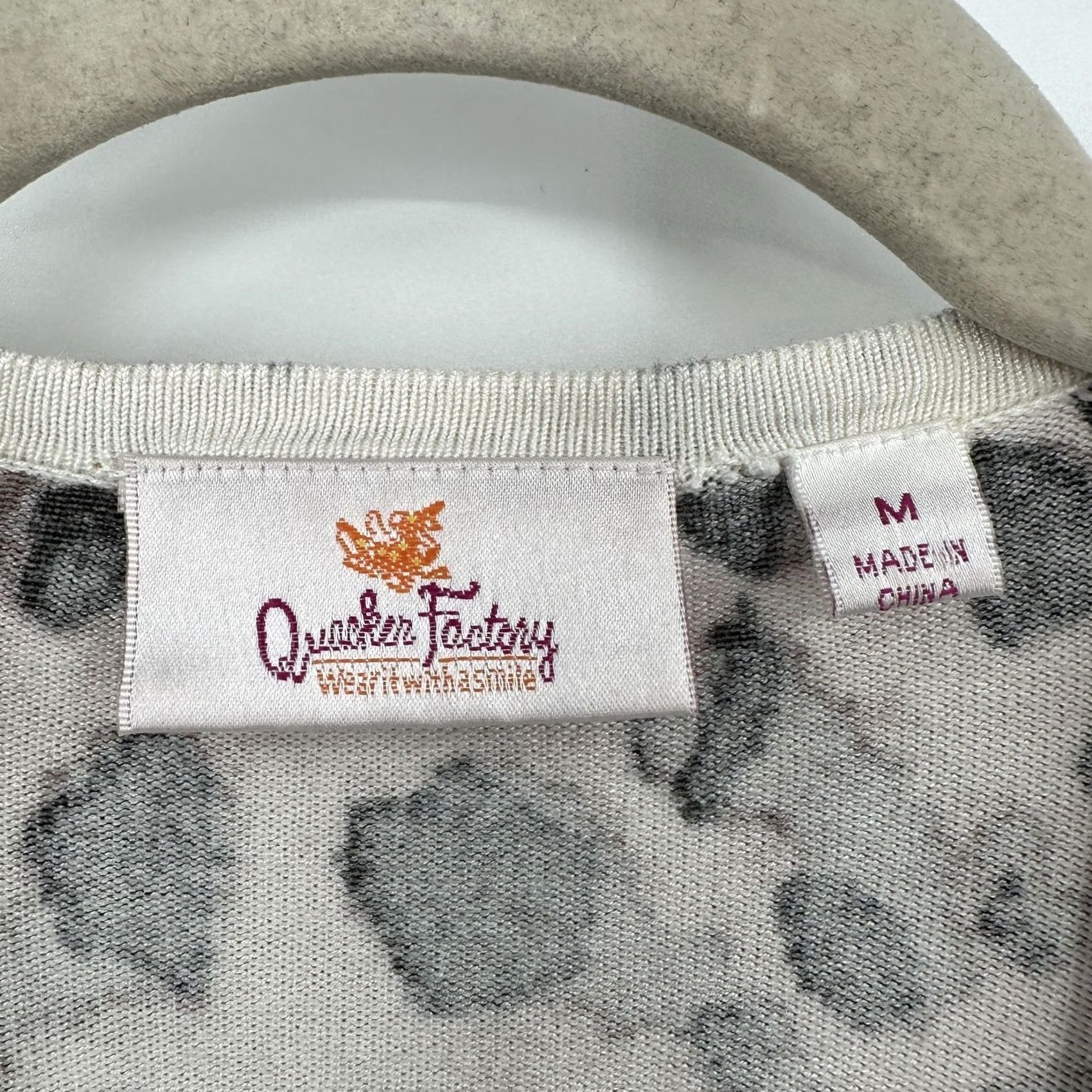 Quacker Factory Quacker Factory Cardigan Womens Medium Leopard Print Button Front Beaded Sweater Size M / US 6-8 / IT 42-44 - 4 Thumbnail