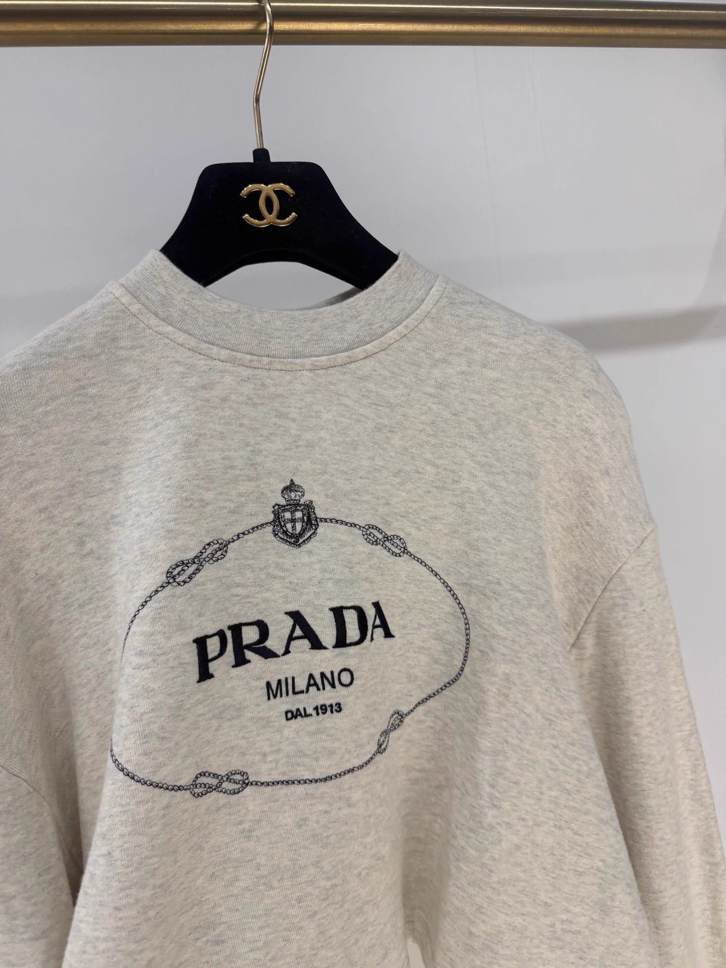 Prada Prada Oatmeal Classic Logo Hoodie XS Oversized Soft Feel Size XS / US 0-2 / IT 36-38 - 3 Thumbnail