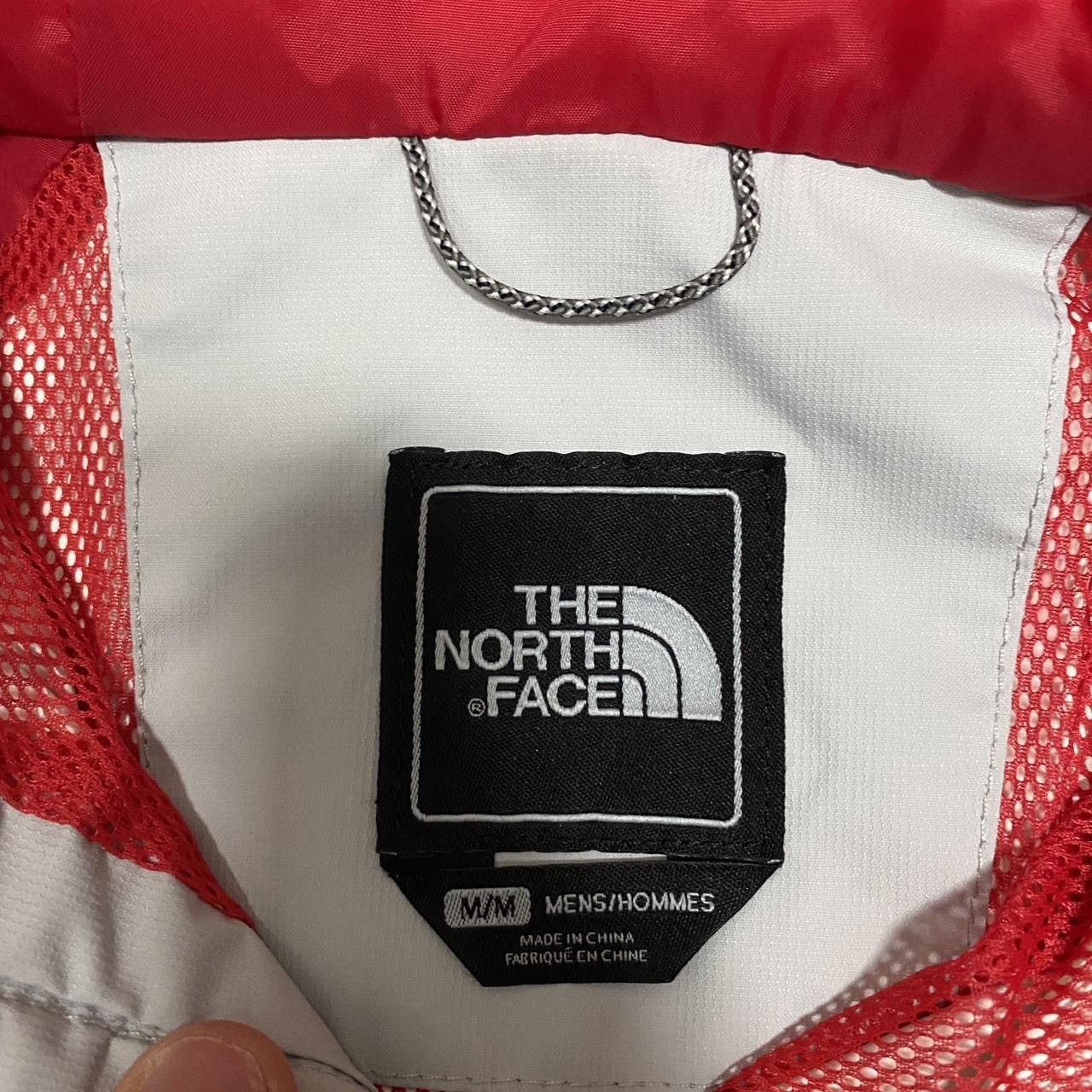 The North Face Y2K the North face Hyvent grey and red shell rain jacket Size US M / EU 48-50 / 2 - 6 Thumbnail