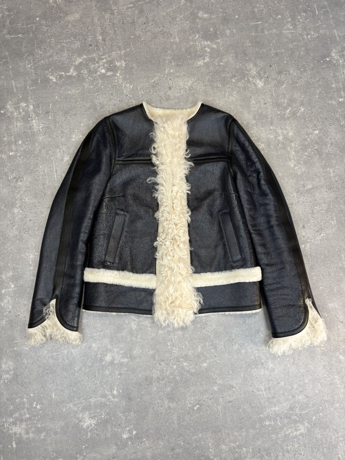 Louis Vuitton Louis Vuitton PreFall 2015-16 leather shearling jacket Size XS / US 0-2 / IT 36-38 - 1 Thumbnail
